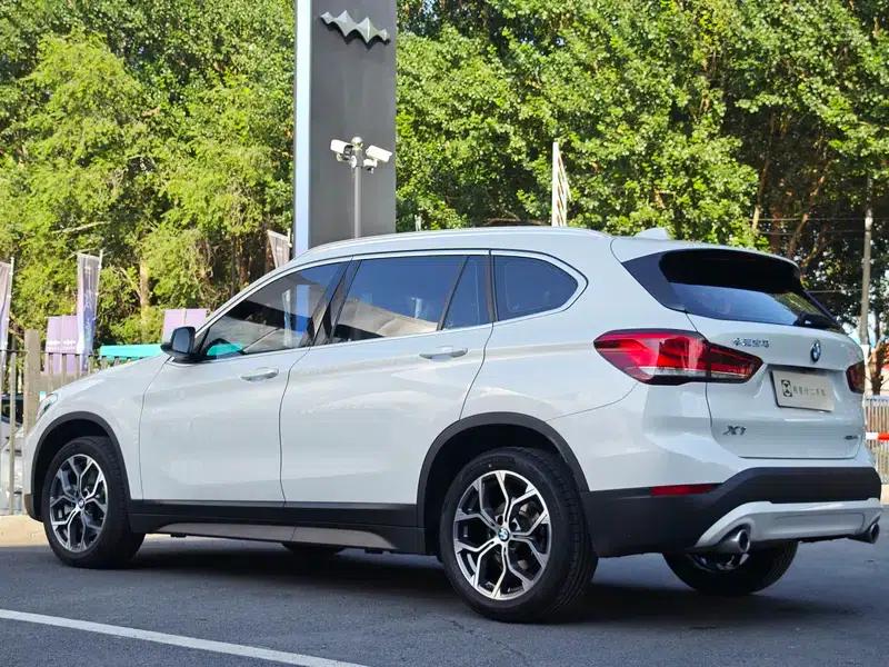BMW X1 2021 sDrive25Li Leading Edition — миниатюра 4