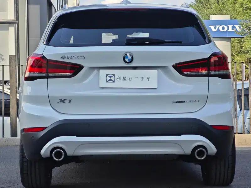 BMW X1 2021 sDrive25Li Leading Edition — миниатюра 5