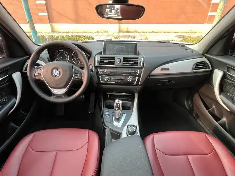 BMW 1 Series (Imported) 2016 118i Leading Edition — миниатюра 13