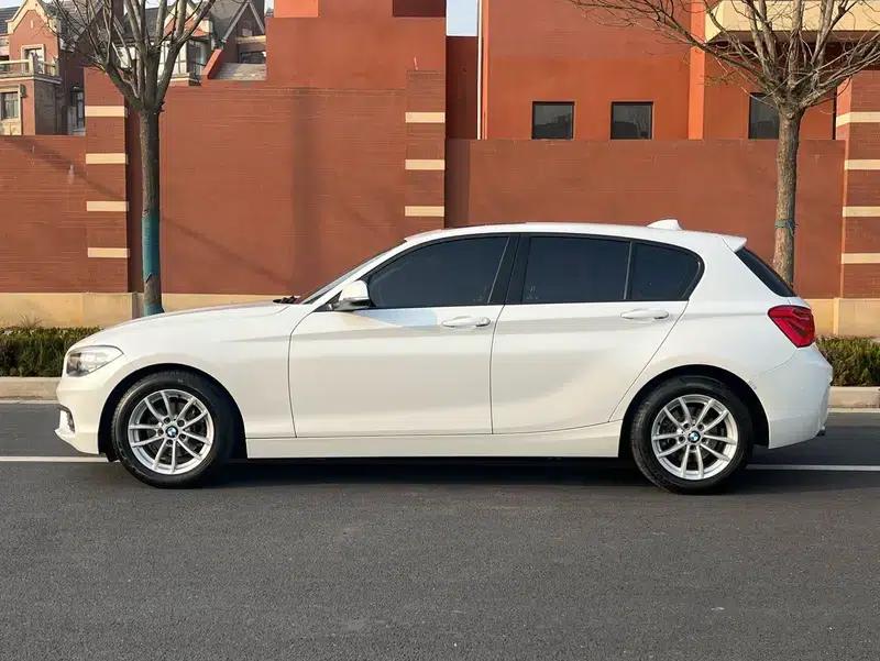 BMW 1 Series (Imported) 2016 118i Leading Edition — миниатюра 4