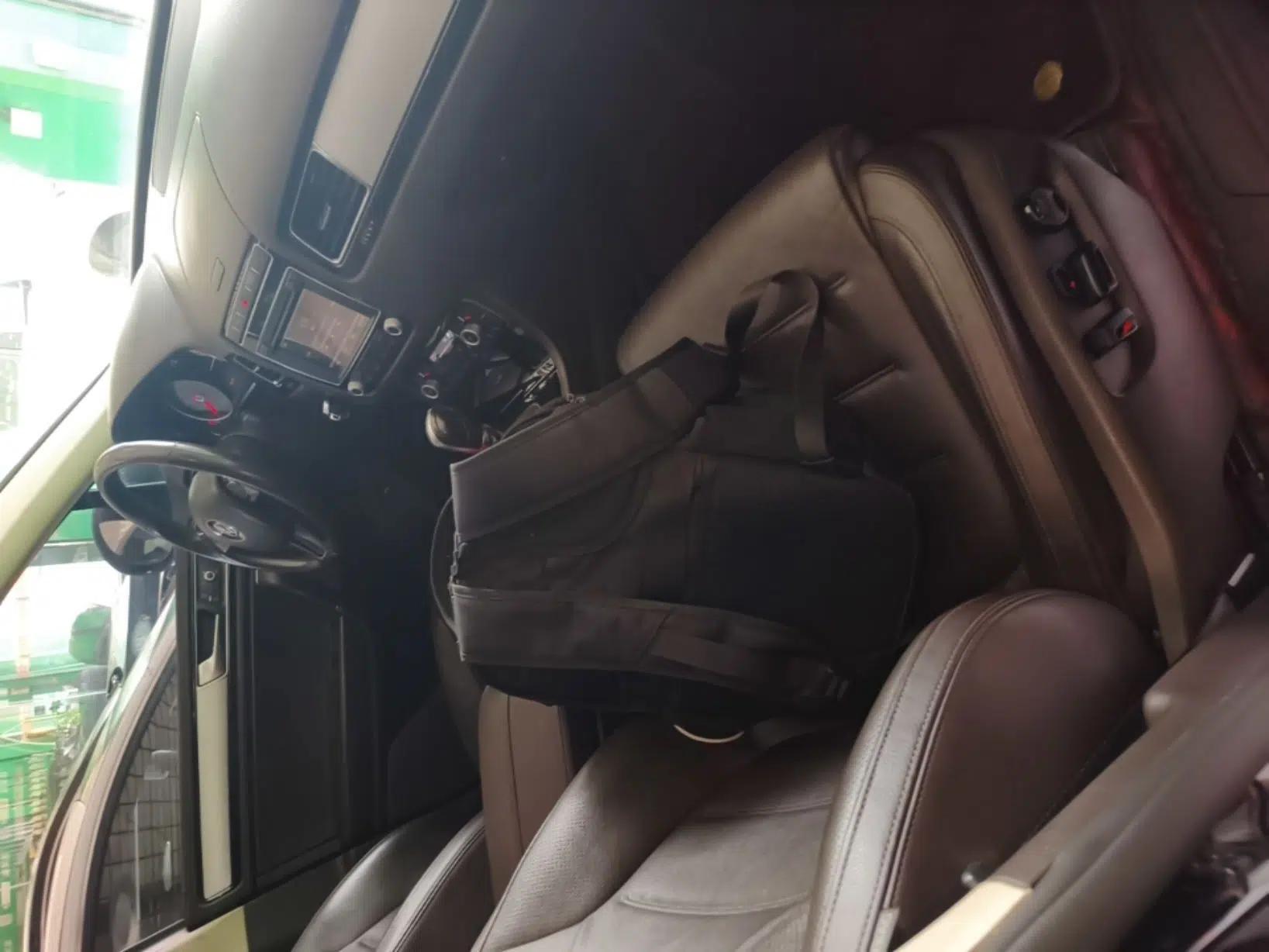 Volkswagen Touareg 2017 3.0 TSI Touareg Model — миниатюра 24