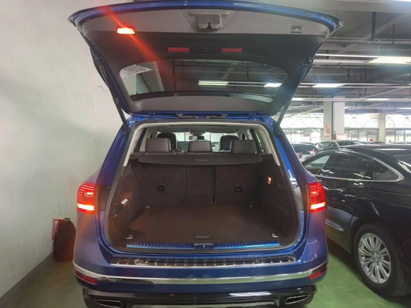 Volkswagen Touareg 2016 3.0 TSI High-End Version — миниатюра 22