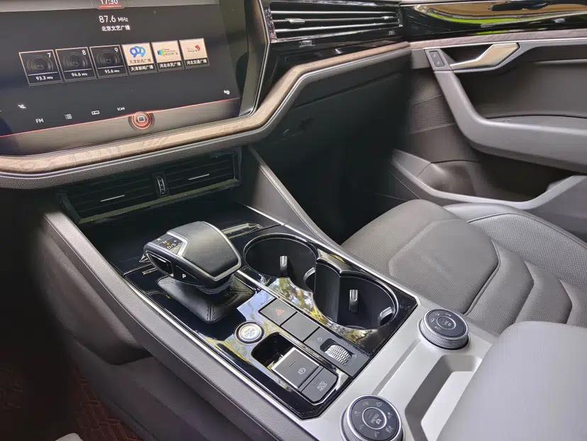 Volkswagen Touareg 2022 2.0 TSI RuiShang Edition — миниатюра 21