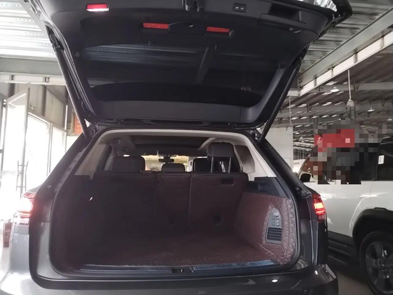 Volkswagen Touareg 2022 2.0 TSI RuiShang Edition — миниатюра 28