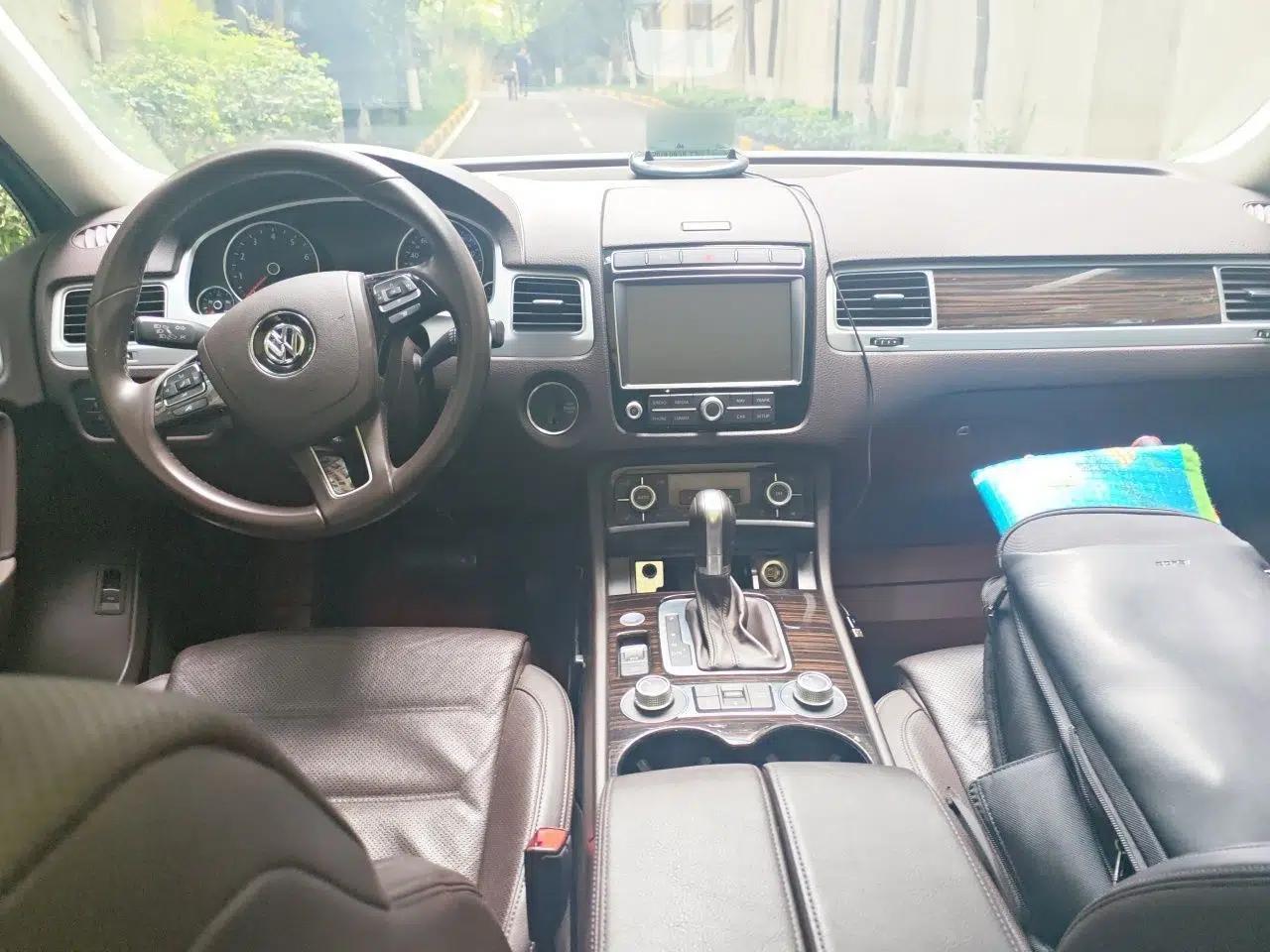 Volkswagen Touareg 2017 3.0 TSI Touareg Edition — миниатюра 9