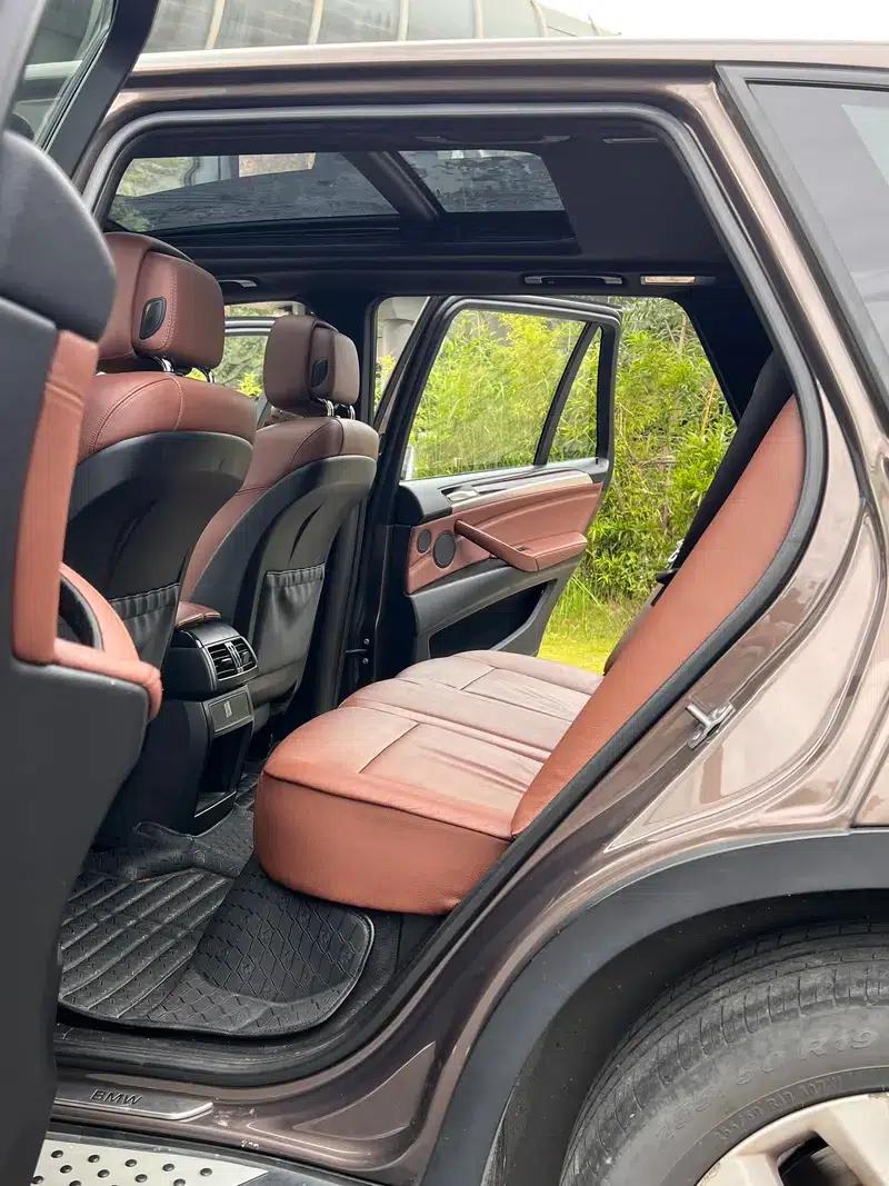BMW X5 (Imported) 2013 xDrive35i Leading Edition — миниатюра 10