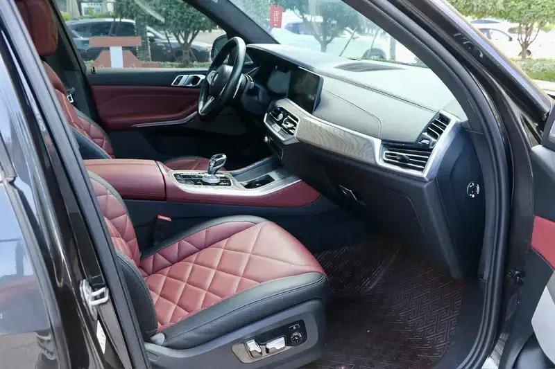 BMW X5 2022 xDrive 30Li Luxury M Sport Package — миниатюра 12