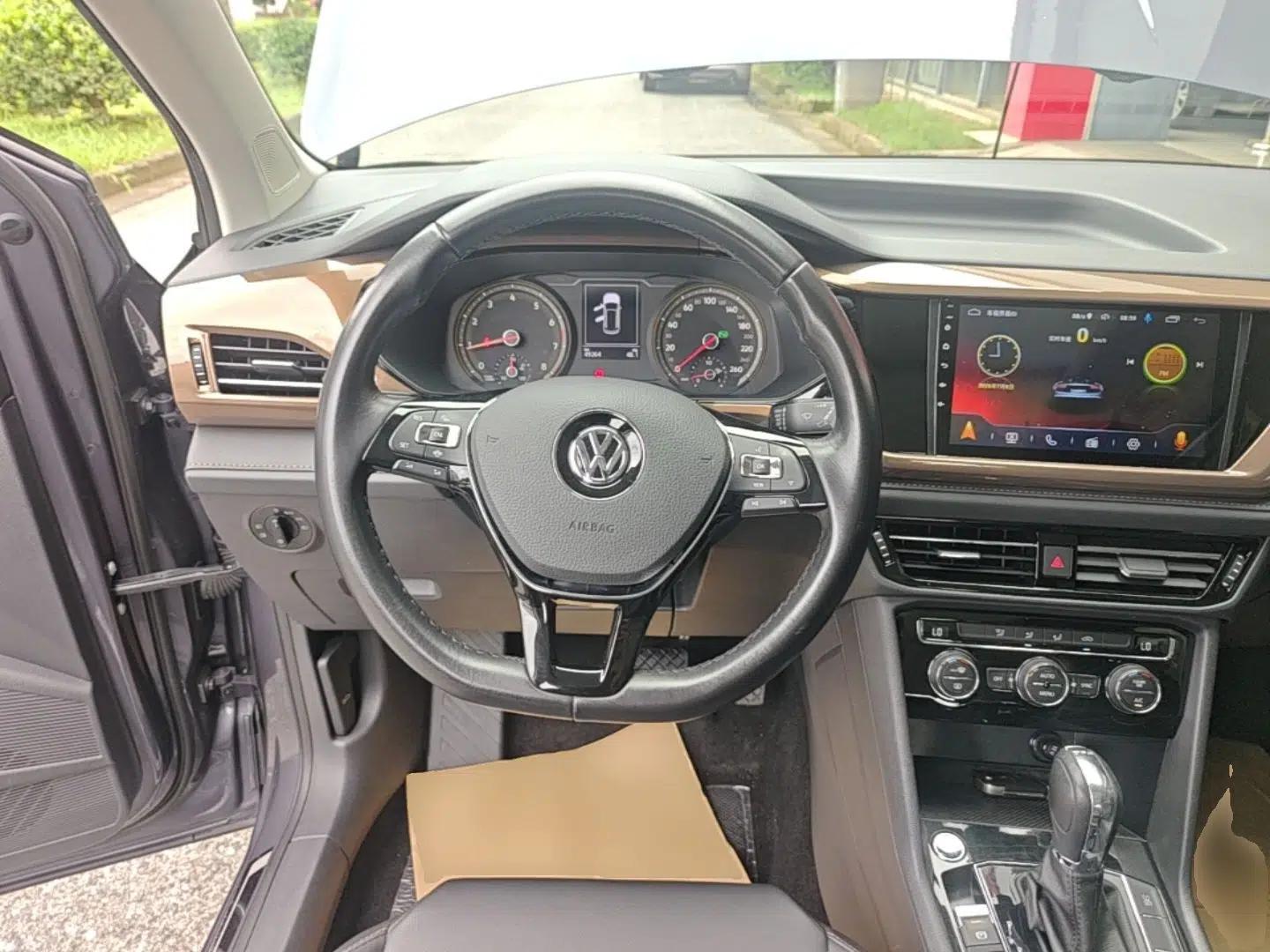 Volkswagen Tharu 2020 280TSI Two-Wheel Drive Comfort Edition China VI Standard — миниатюра 13
