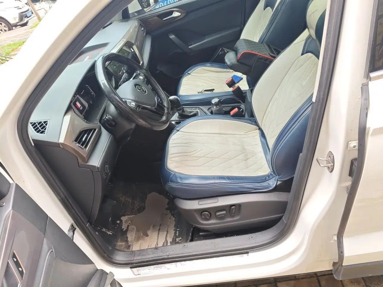 Volkswagen Tharu 2022 280TSI Two-Wheel-Drive Luxury Edition — миниатюра 15