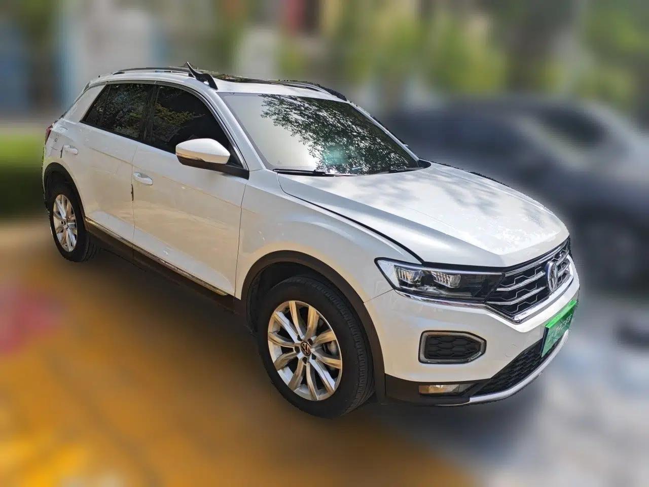 Volkswagen T-ROC 2021 280TSI DSG Two-Wheel Drive Elite Connect Edition — миниатюра 3