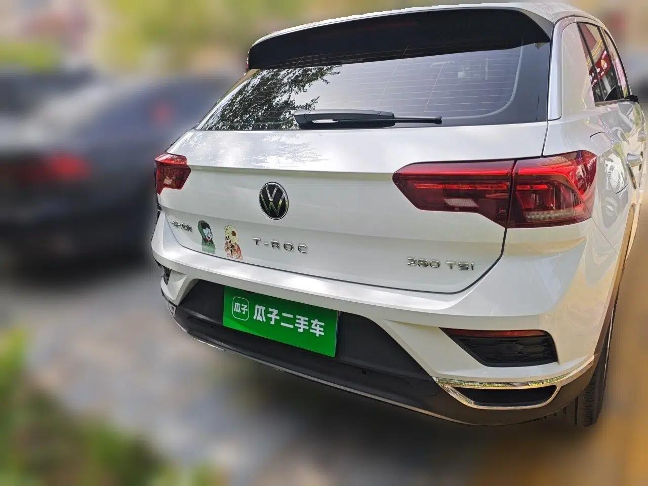Volkswagen T-ROC 2021 280TSI DSG Two-Wheel Drive Elite Connect Edition — миниатюра 5