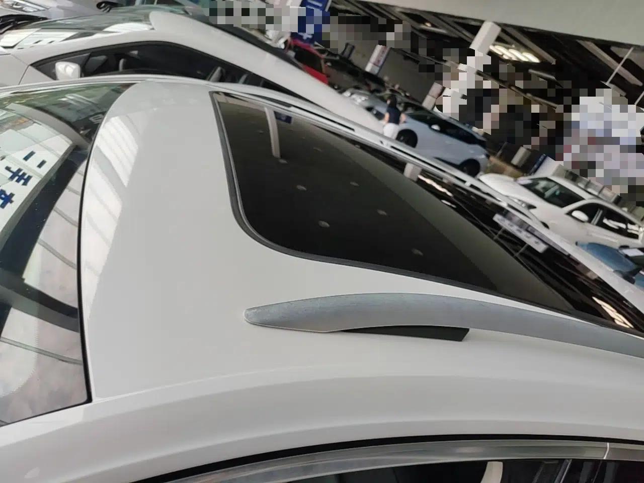 Volkswagen T-ROC 2019 280TSI DSG Two-Wheel Drive Comfort Version China VI Standard — миниатюра 7