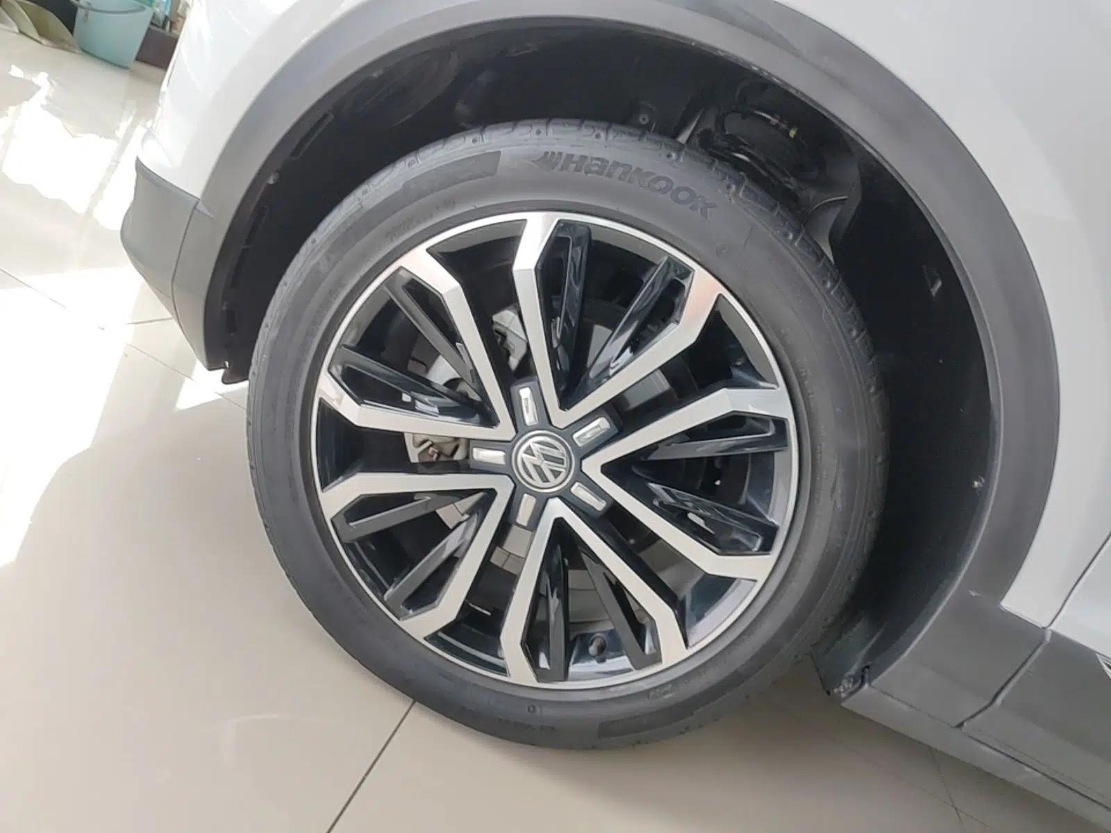Volkswagen T-ROC 2019 280TSI DSG Two-Wheel Drive Comfort Version China VI Standard — миниатюра 10