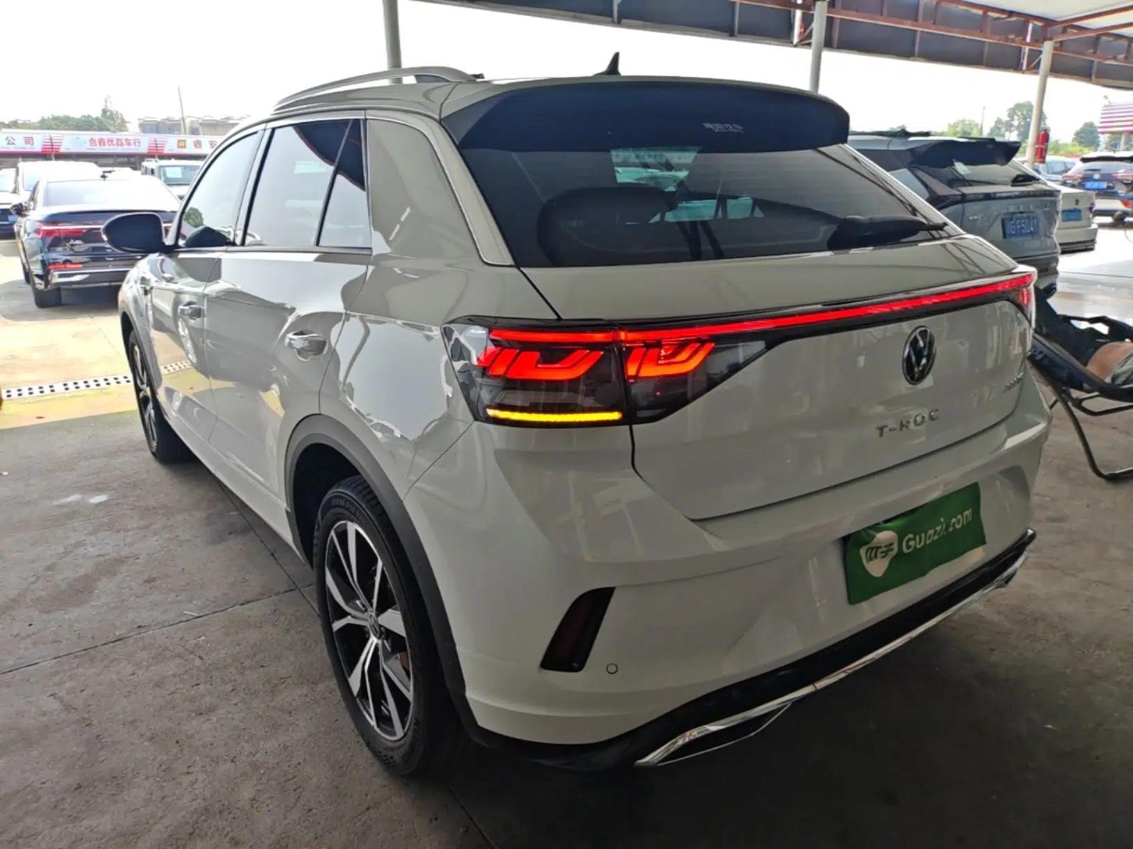 Volkswagen T-ROC 2025 Facelifted 300TSI DSG Two-Wheel-Drive Chen Guang Edition — миниатюра 4