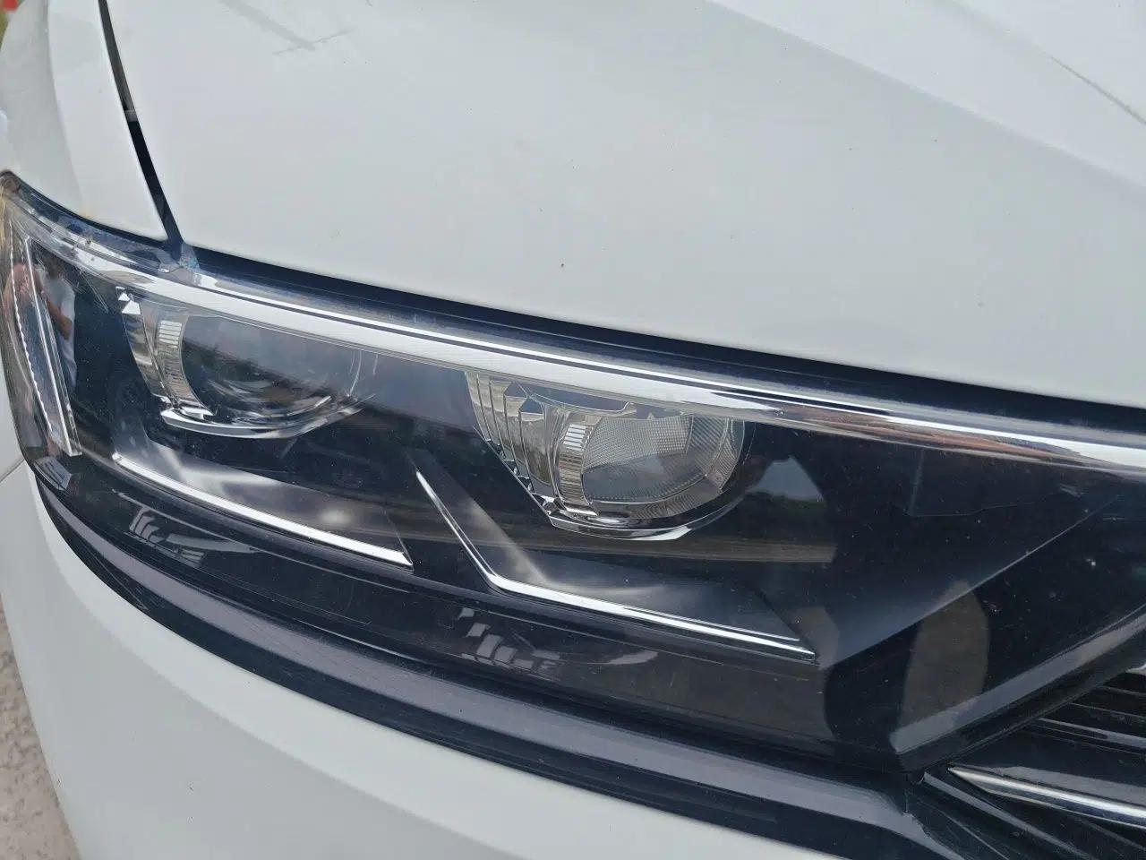 Volkswagen T-ROC 2022 280TSI DSG Two-Wheel Drive R-Line Pro PLUS — миниатюра 7