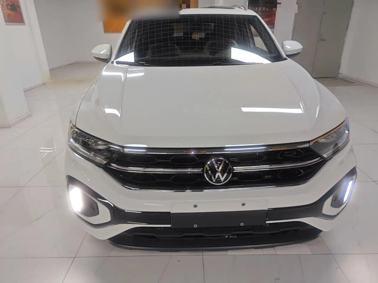 Volkswagen T-ROC 2024 300TSI DSG Two-Wheel-Drive Chen Guang Edition — миниатюра 2