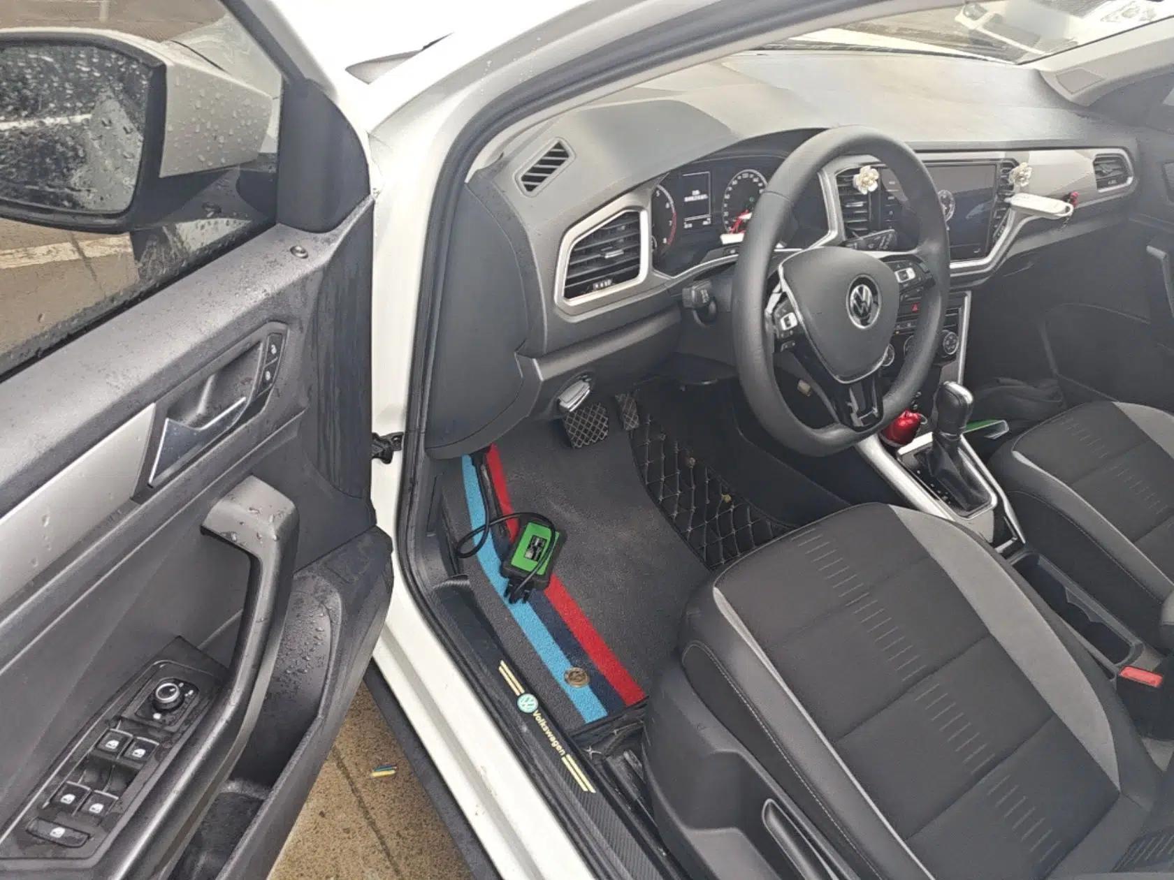 Volkswagen T-ROC 2021 280TSI DSG Two-Wheel Drive Elite Connect Edition — миниатюра 18
