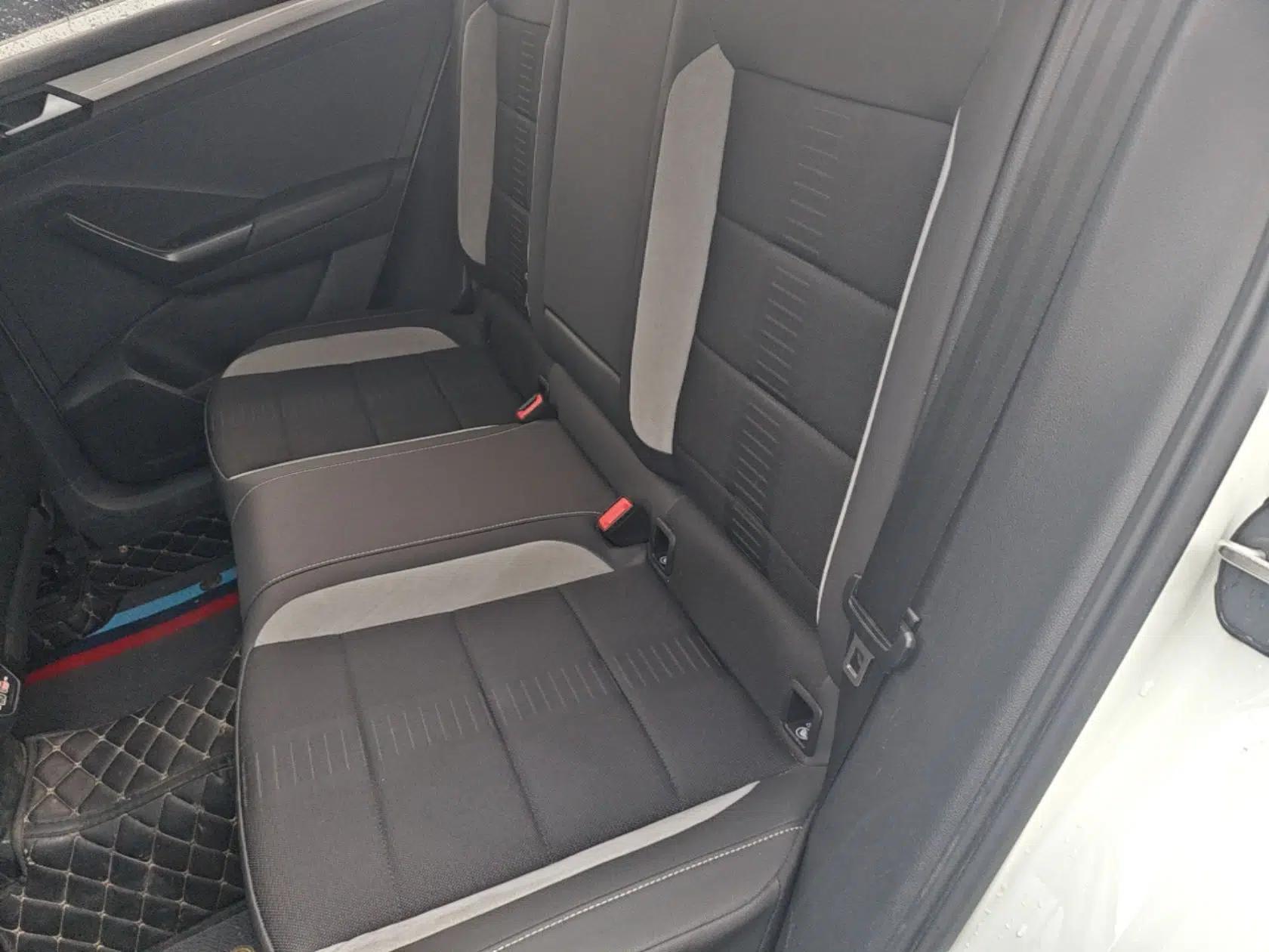Volkswagen T-ROC 2021 280TSI DSG Two-Wheel Drive Elite Connect Edition — миниатюра 20