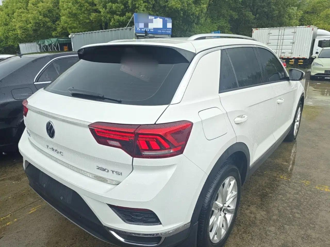 Volkswagen T-ROC 2021 280TSI DSG Two-Wheel Drive Elite Connect Edition — миниатюра 6