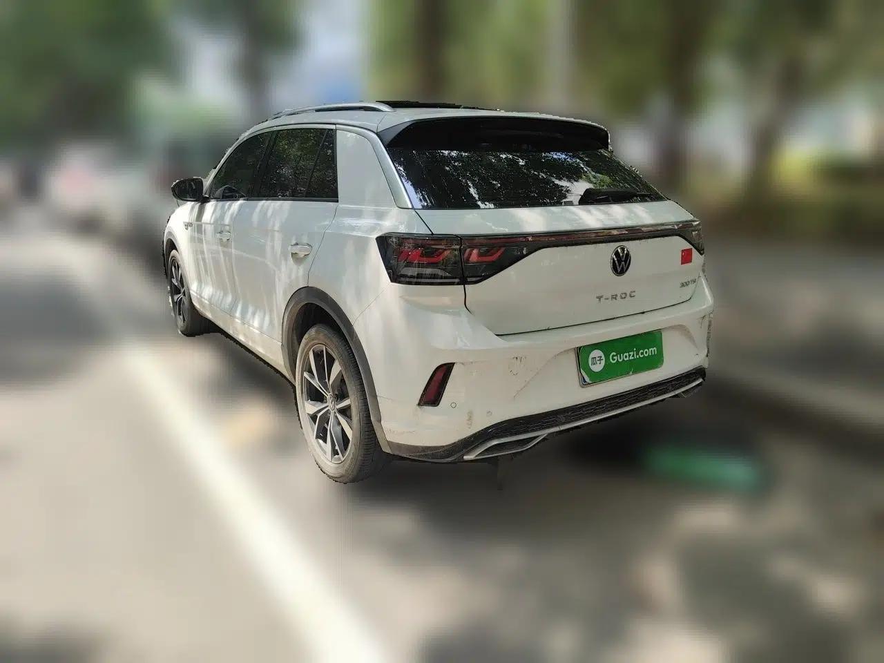 Volkswagen T-ROC 2023 300TSI DSG Two-Wheel-Drive Chen Guang Edition — миниатюра 4