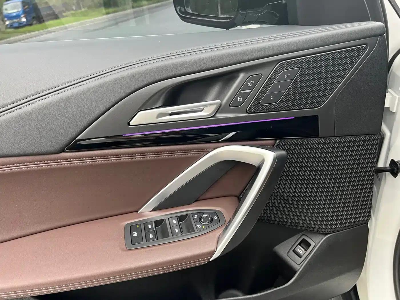2023 BMW X1 sDrive20Li X Design Package — миниатюра 25