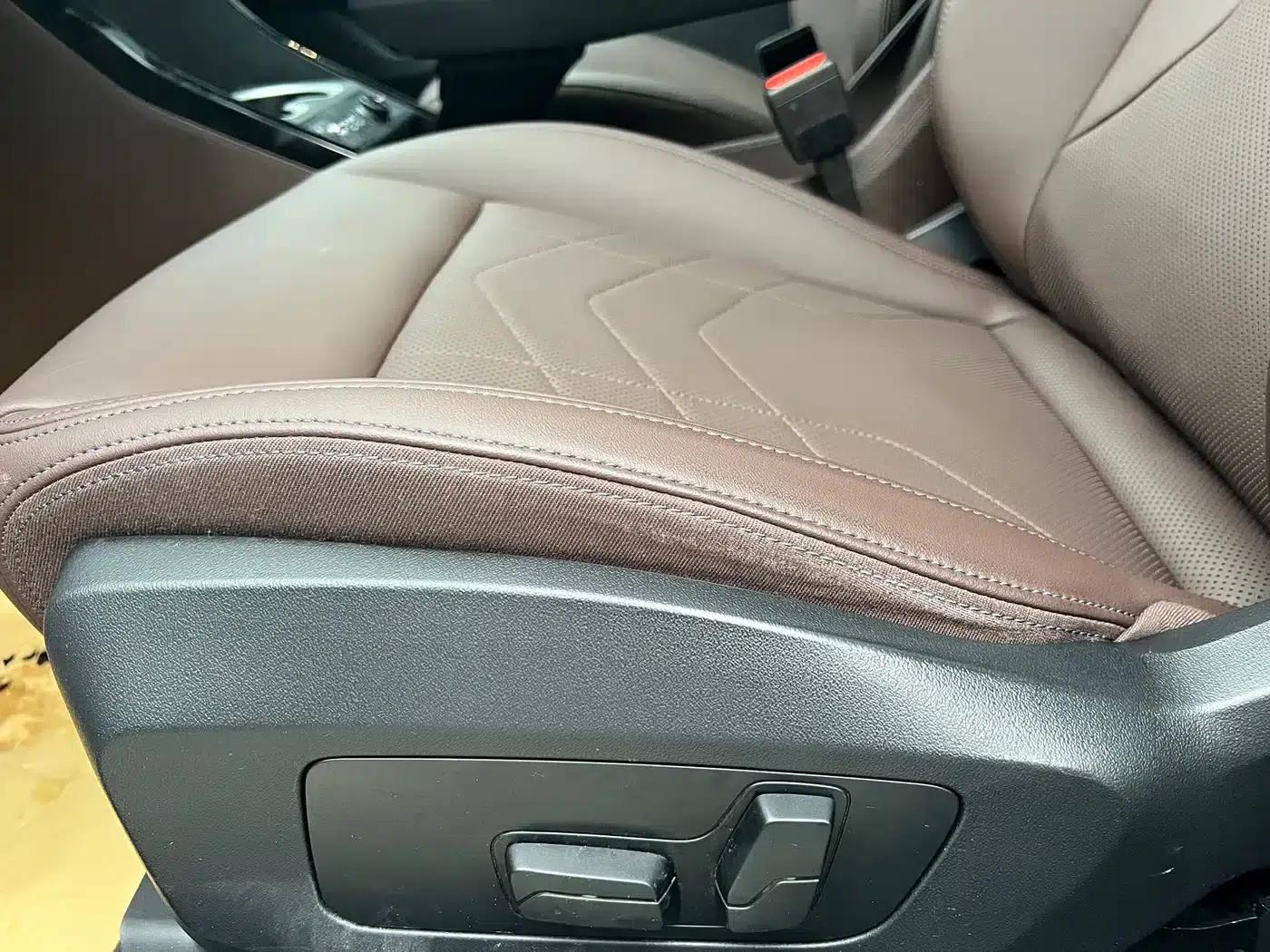 2023 BMW X1 sDrive20Li X Design Package — миниатюра 27