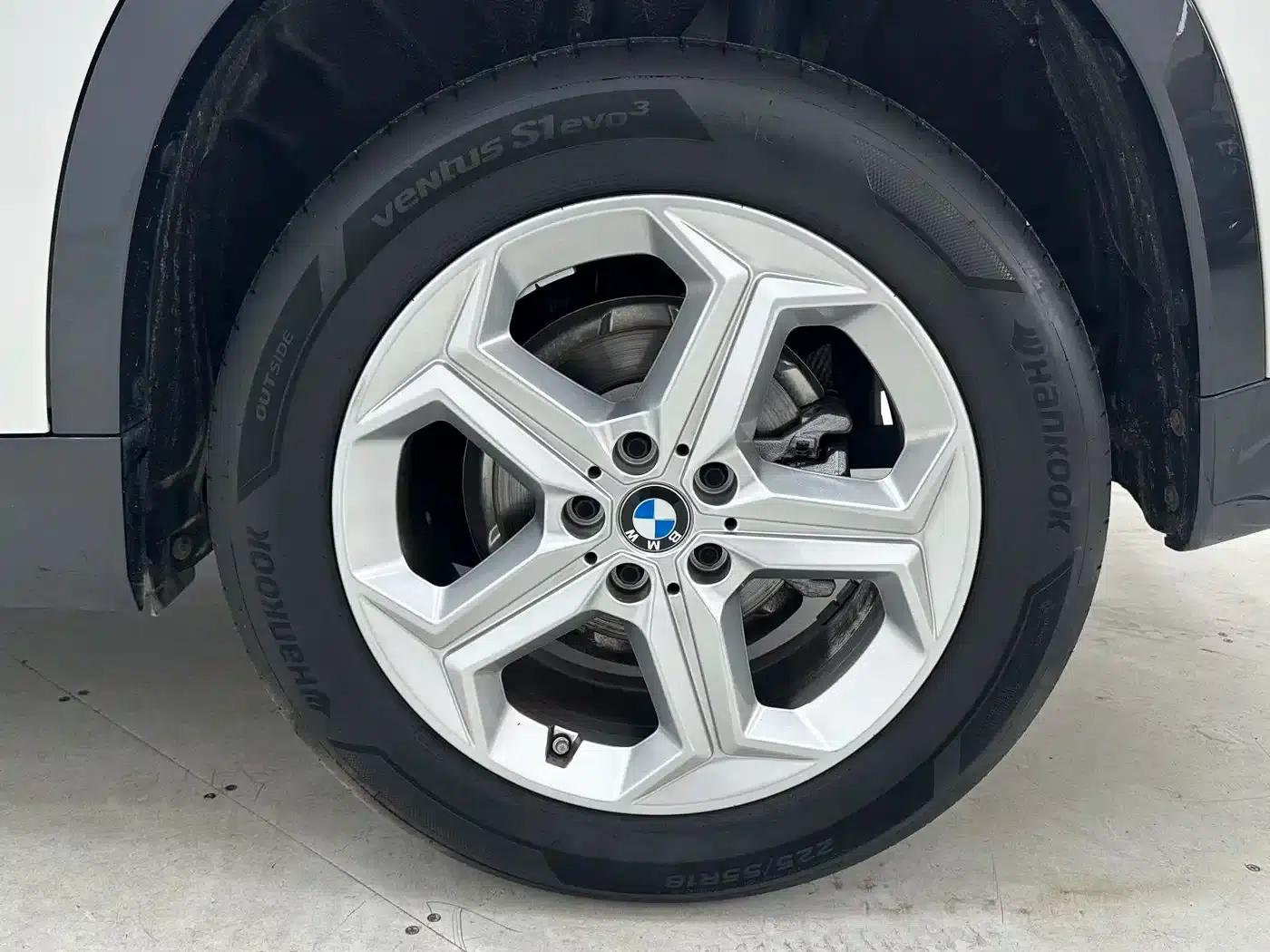 2023 BMW X1 sDrive20Li X Design Package — миниатюра 17