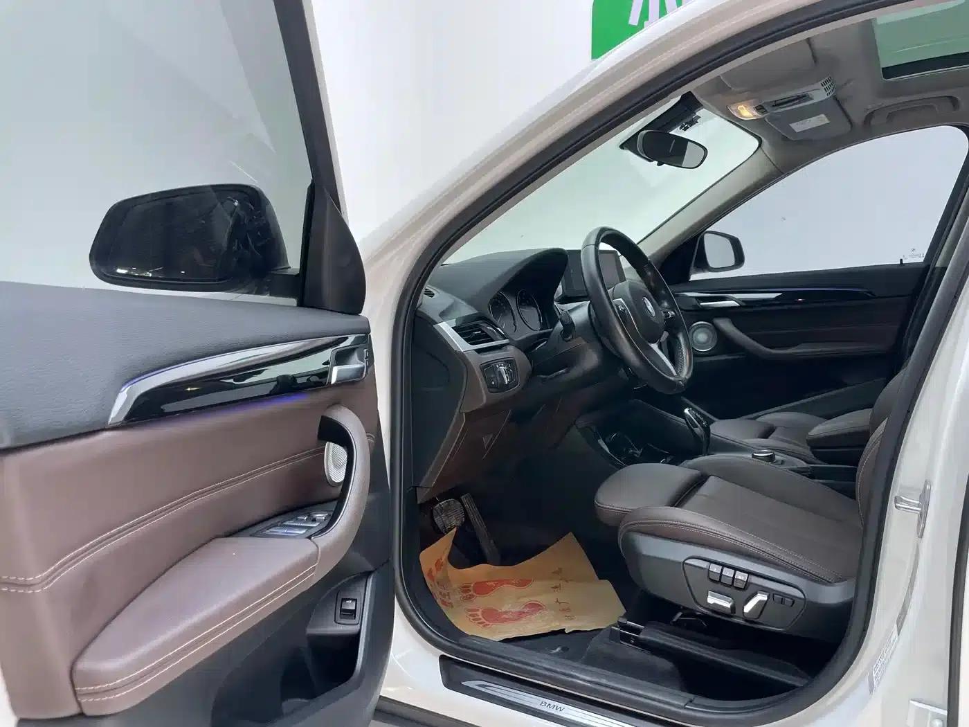 BMW X1 2022 sDrive20Li Premium — миниатюра 15
