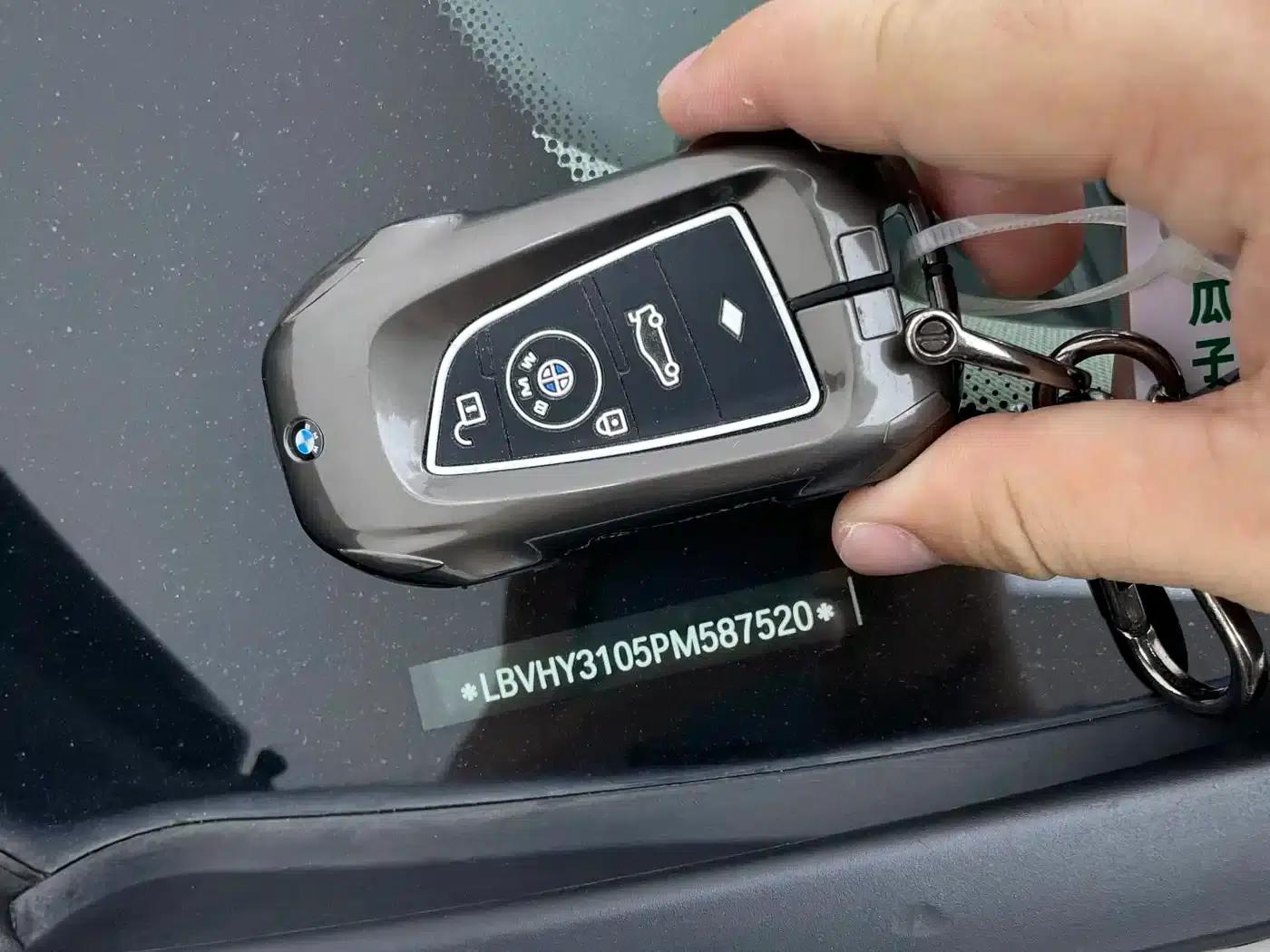 BMW X1 2022 sDrive20Li Premium — миниатюра 25
