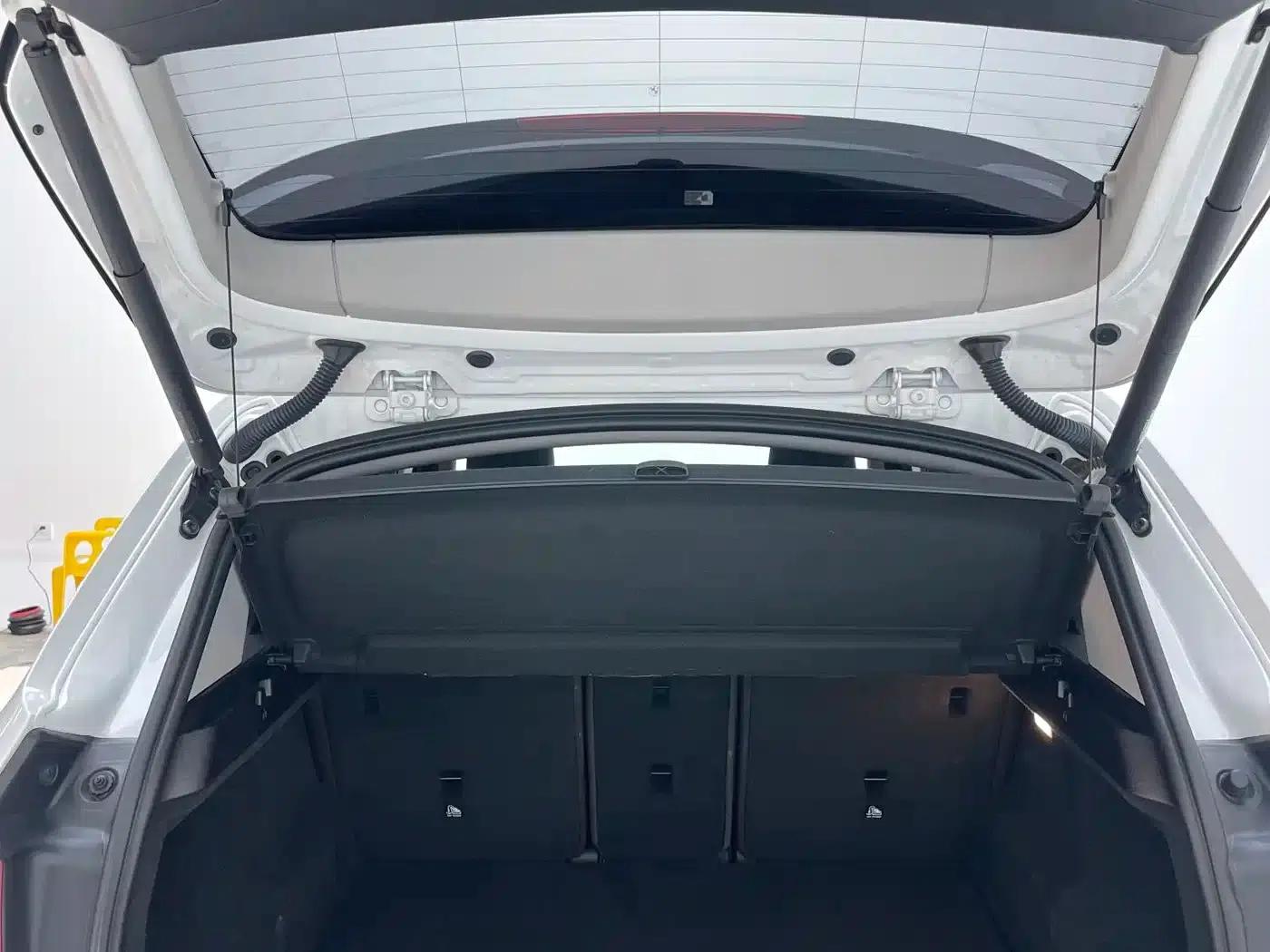 BMW X1 2022 sDrive20Li Premium — миниатюра 30