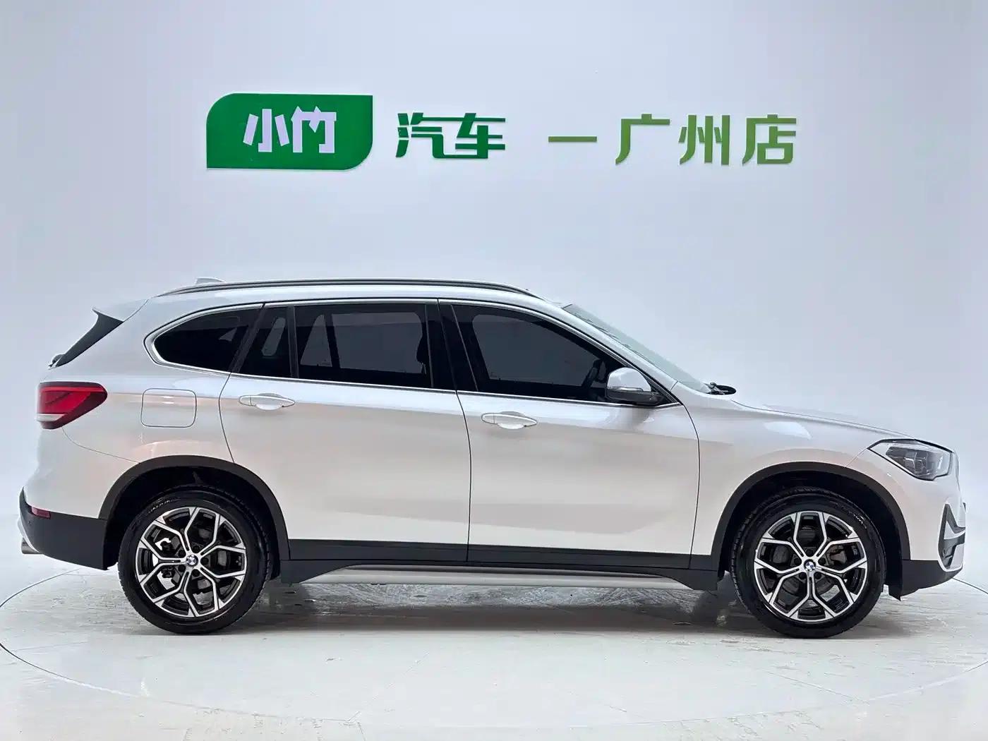 BMW X1 2022 sDrive20Li Premium — миниатюра 7