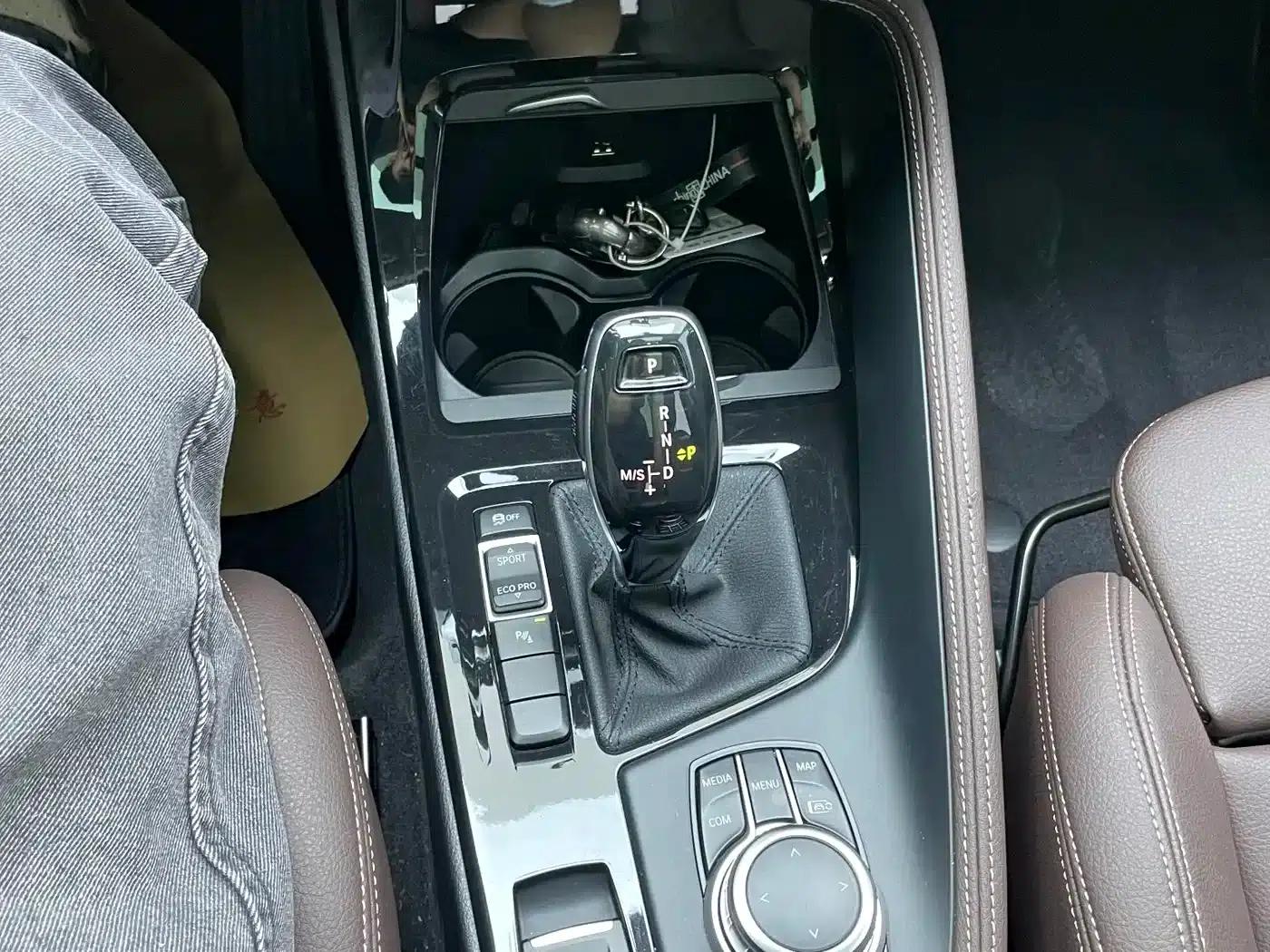 BMW X1 2022 sDrive20Li Premium — миниатюра 9