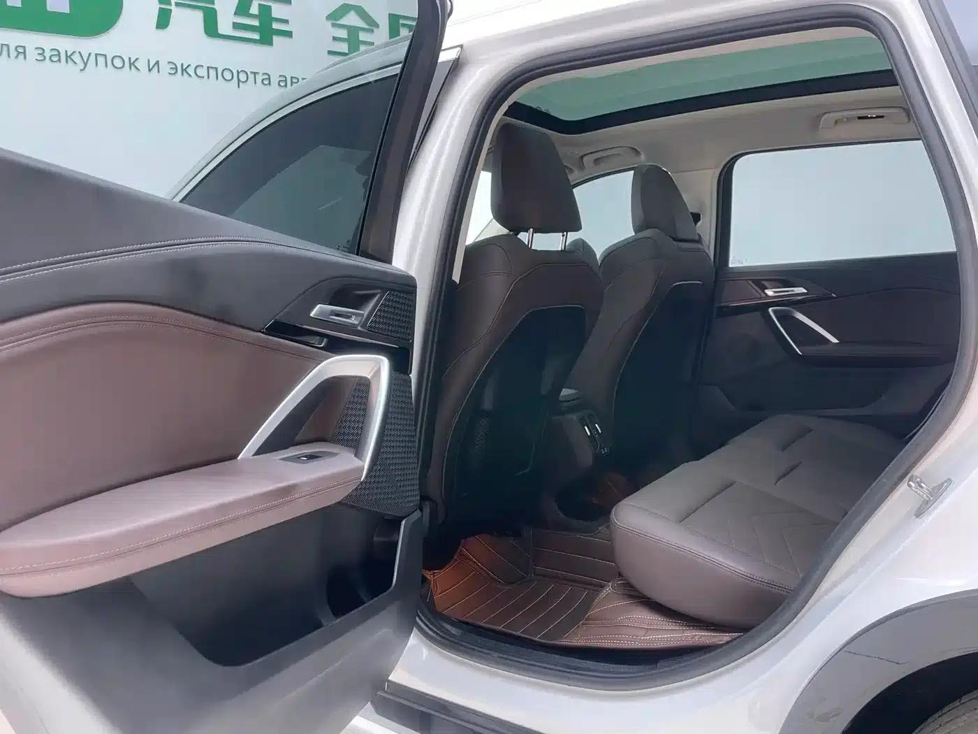 2023 BMW X1 sDrive20Li X Design Package — миниатюра 19