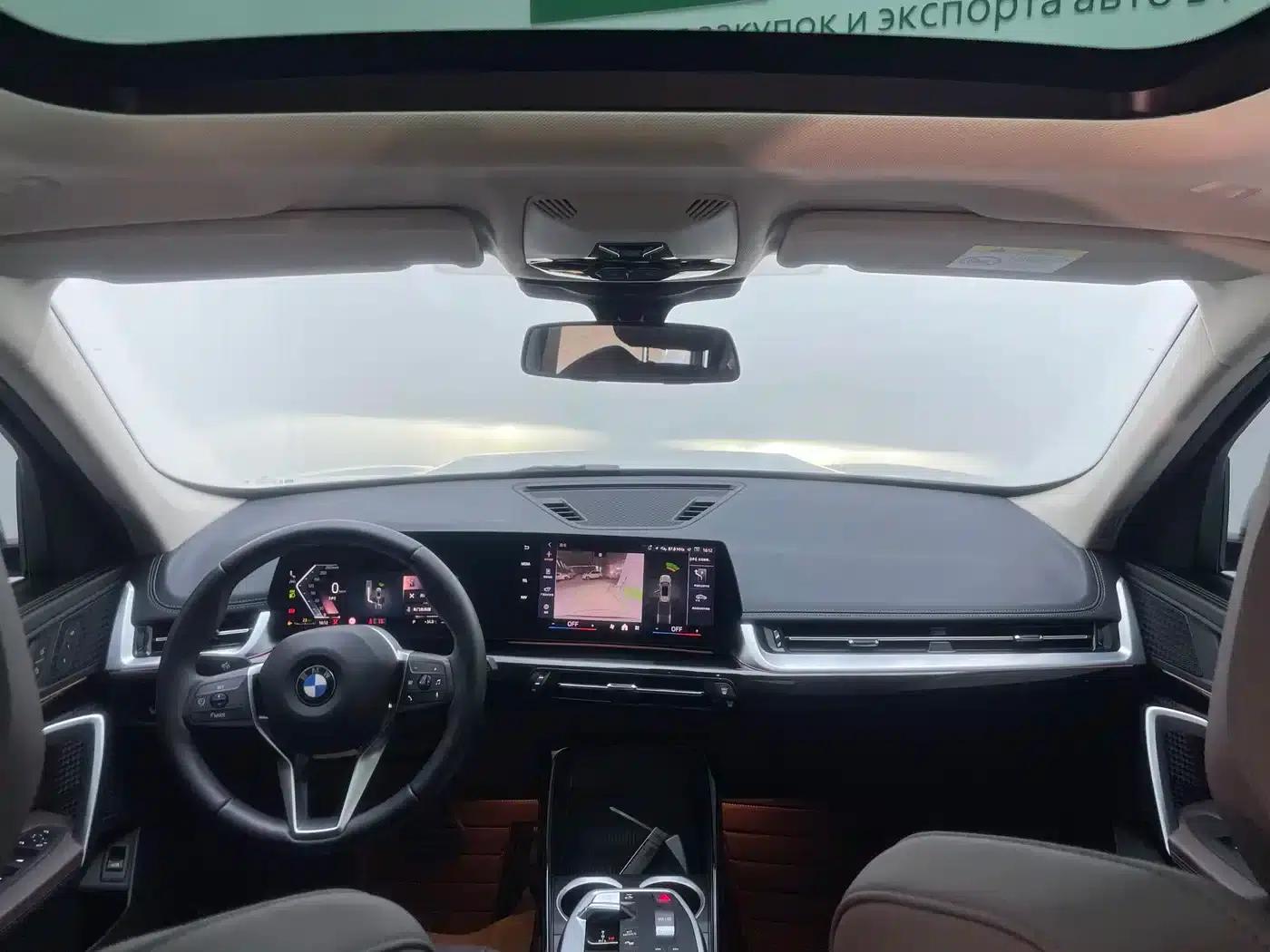 2023 BMW X1 sDrive20Li X Design Package — миниатюра 23