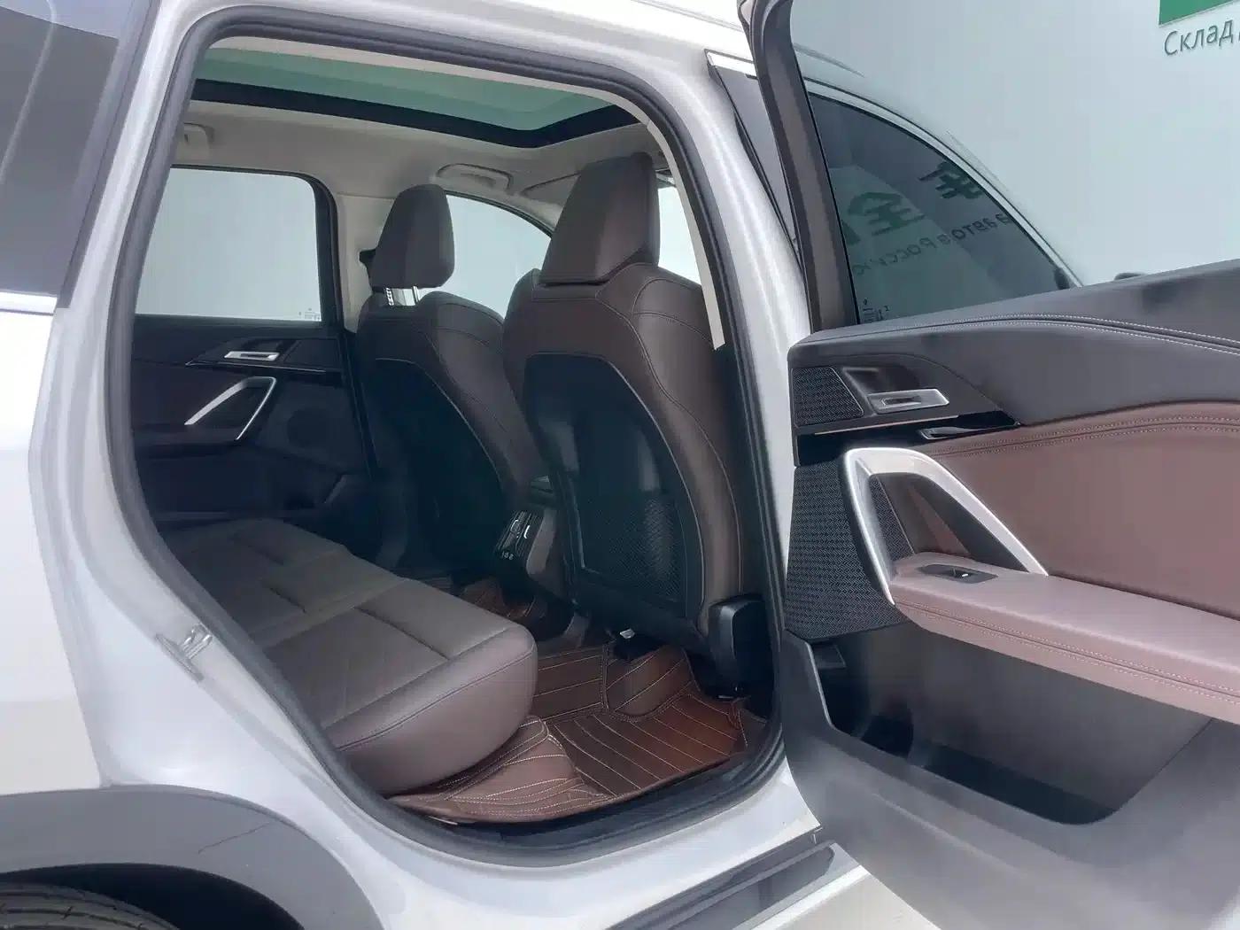 2023 BMW X1 sDrive20Li X Design Package — миниатюра 27
