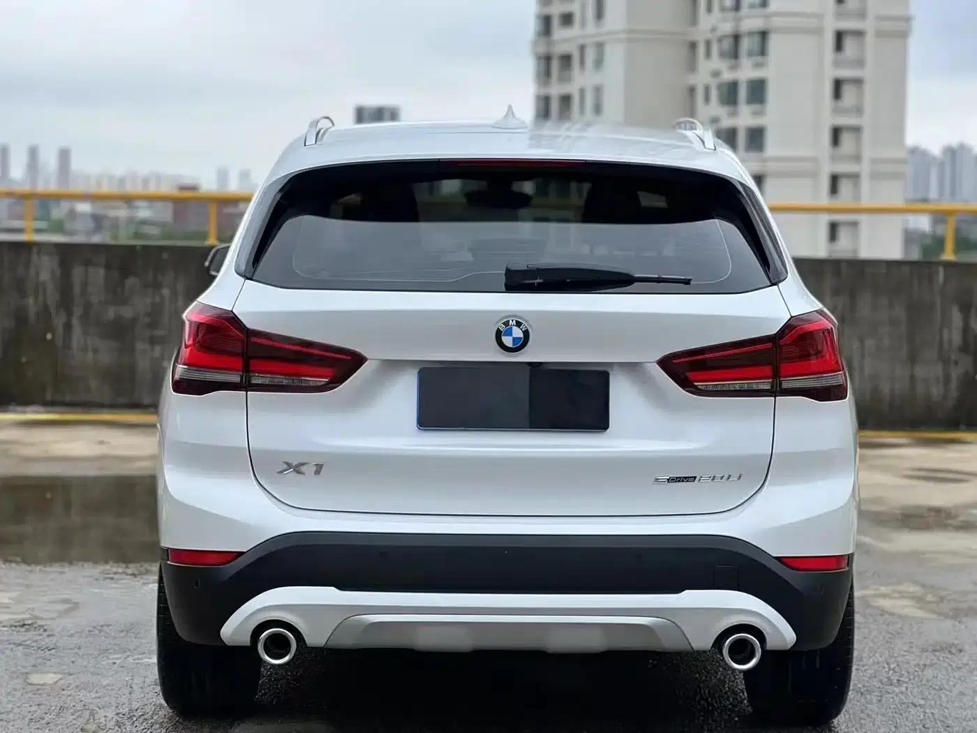 BMW X1 2022 sDrive25Li Leading Edition — миниатюра 5