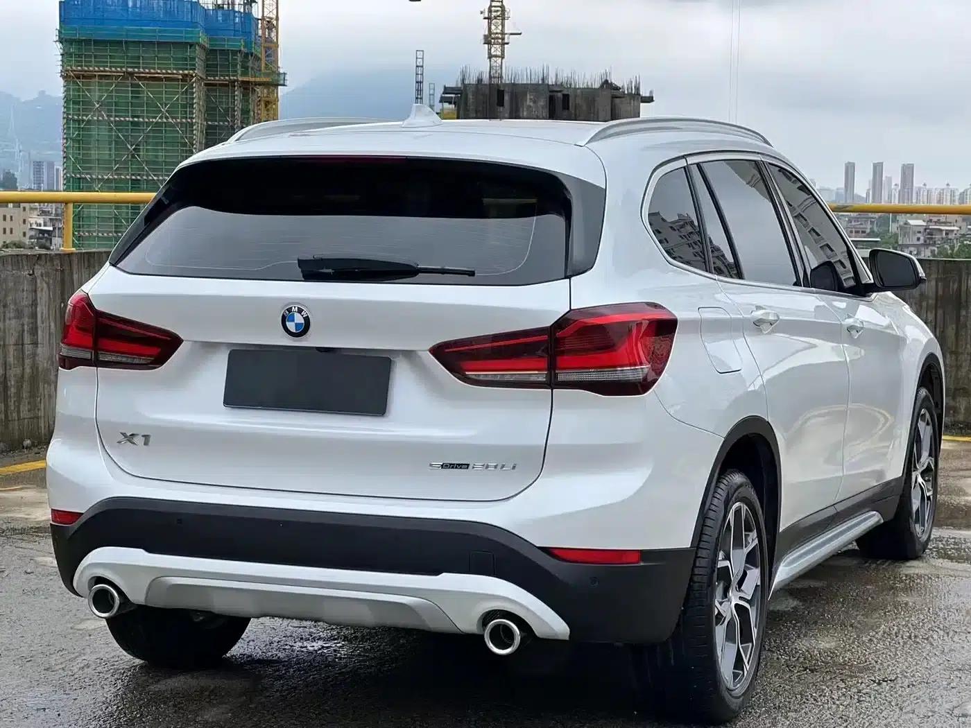 BMW X1 2022 sDrive25Li Leading Edition — миниатюра 6
