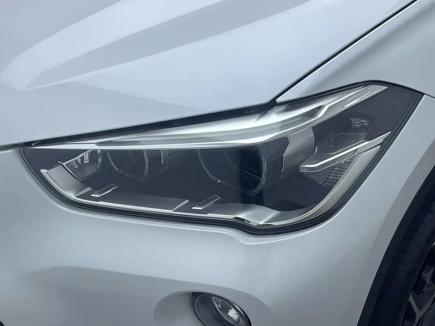 BMW X1 2018 xDrive20Li Premium — миниатюра 11