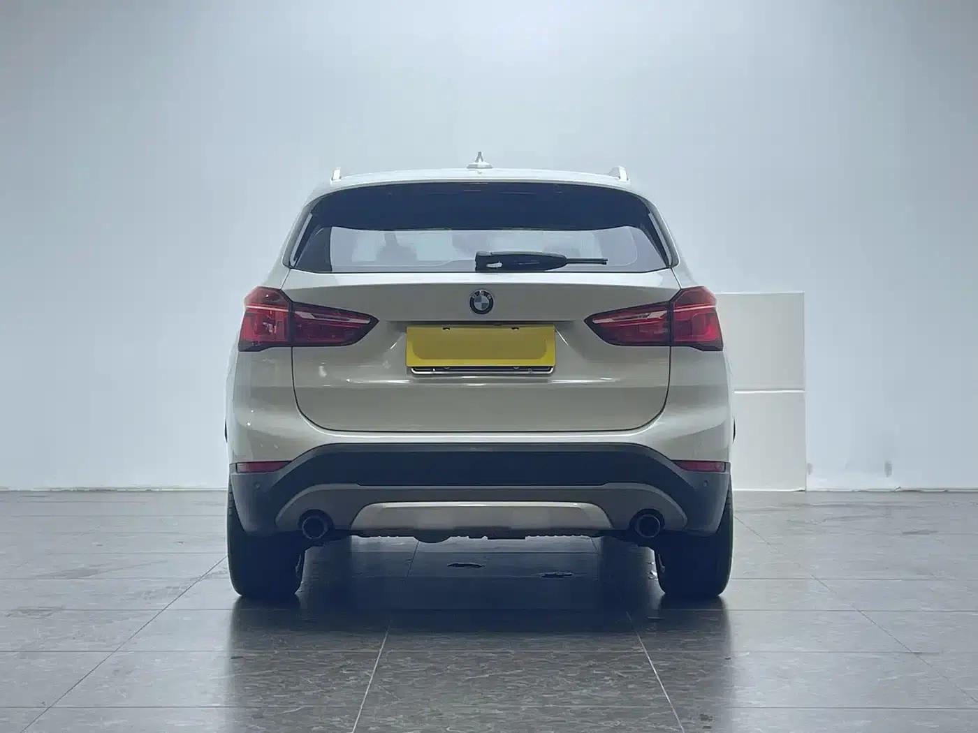BMW X1 2018 xDrive20Li Premium — миниатюра 5