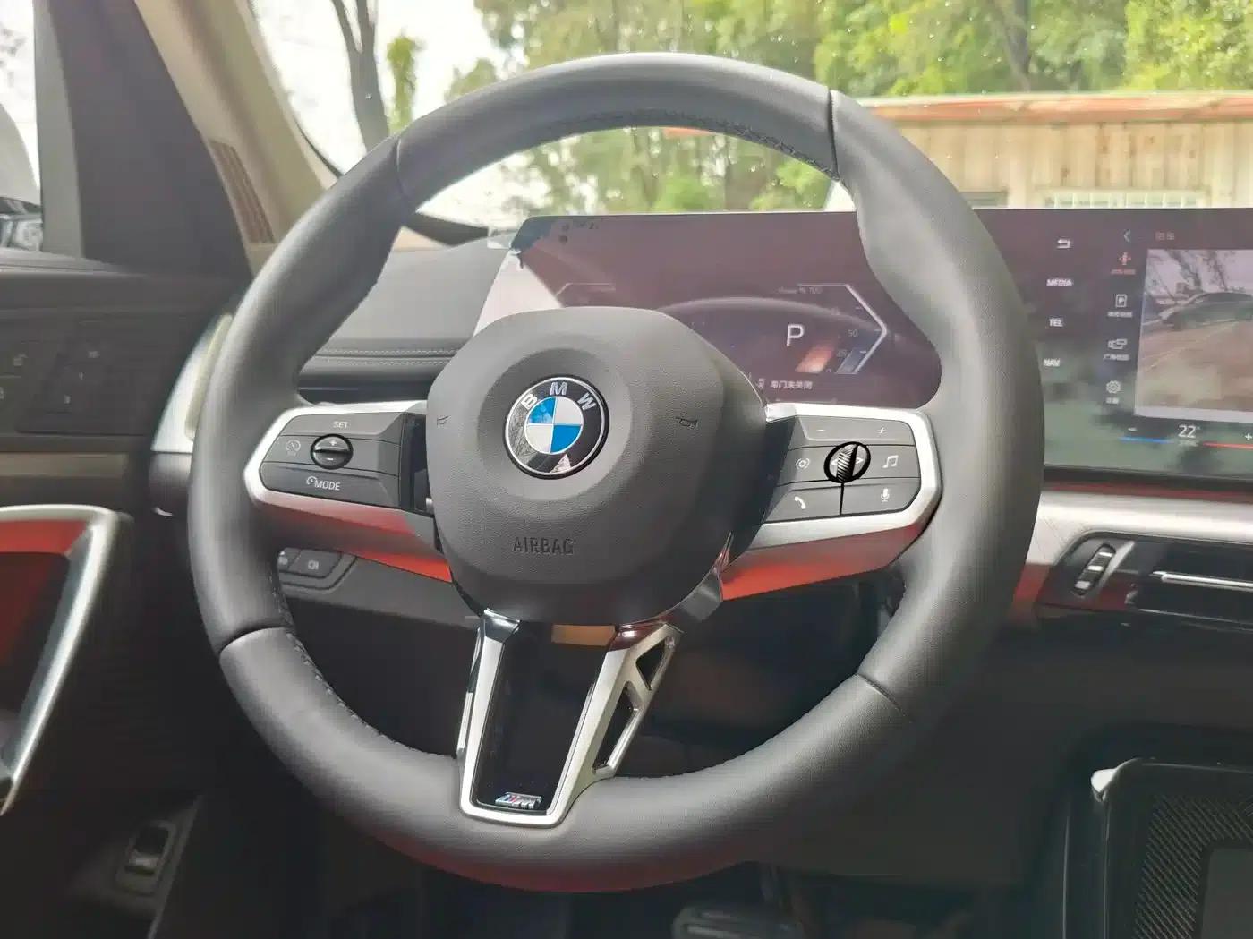 BMW X1 2025 sDrive25Li M Sport Package — миниатюра 16