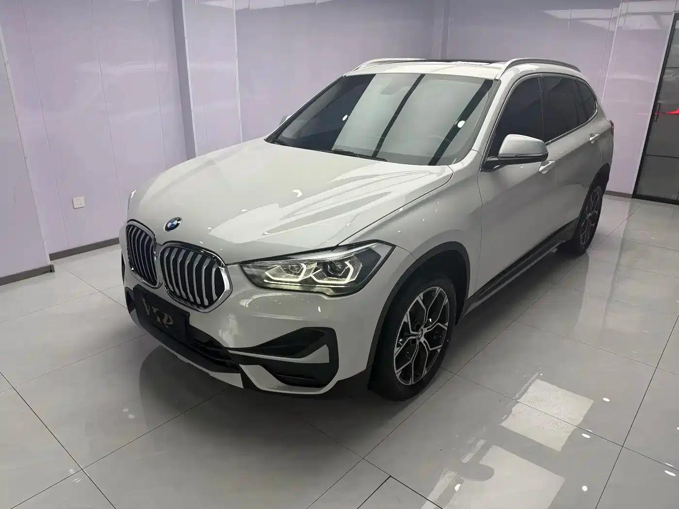 BMW X1 2022 sDrive20Li Fashion Edition — миниатюра 1