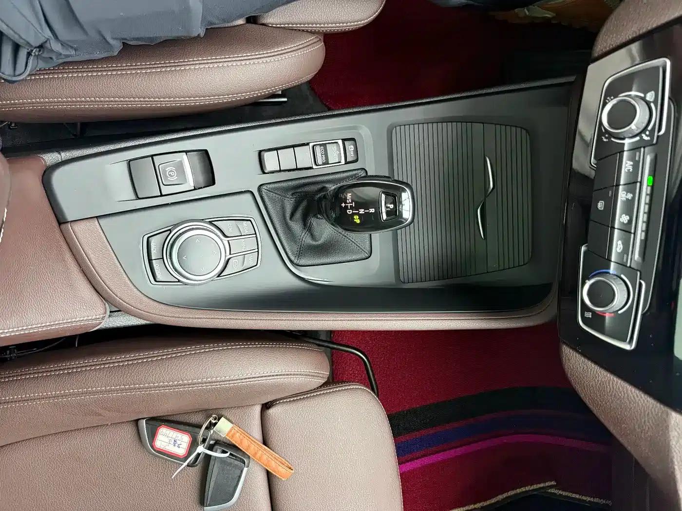 BMW X1 2022 sDrive20Li Fashion Edition — миниатюра 14