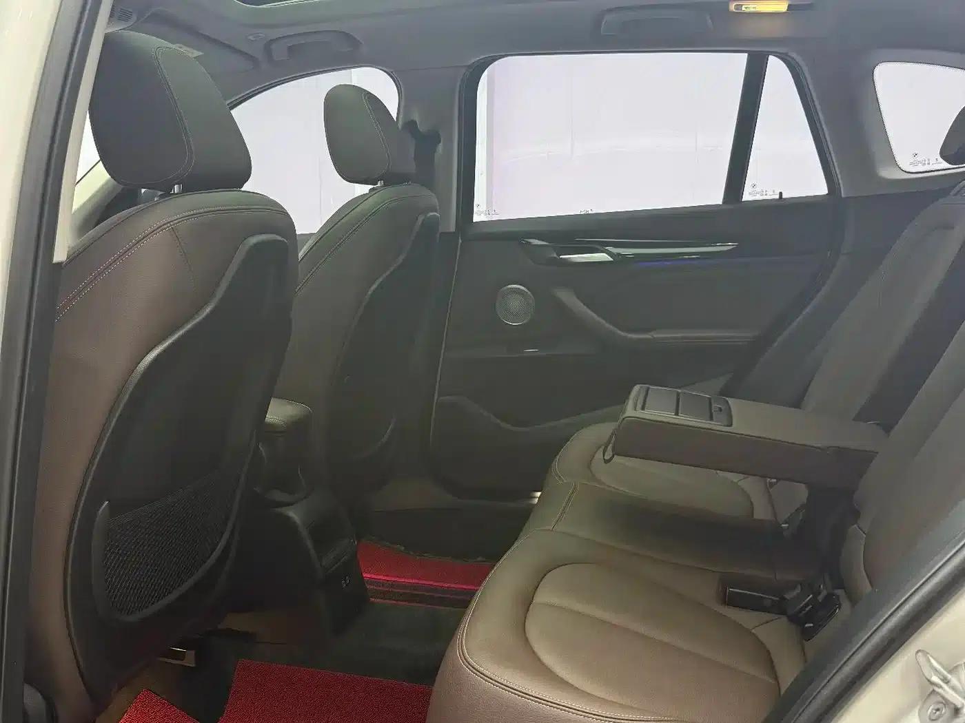 BMW X1 2022 sDrive20Li Fashion Edition — миниатюра 16