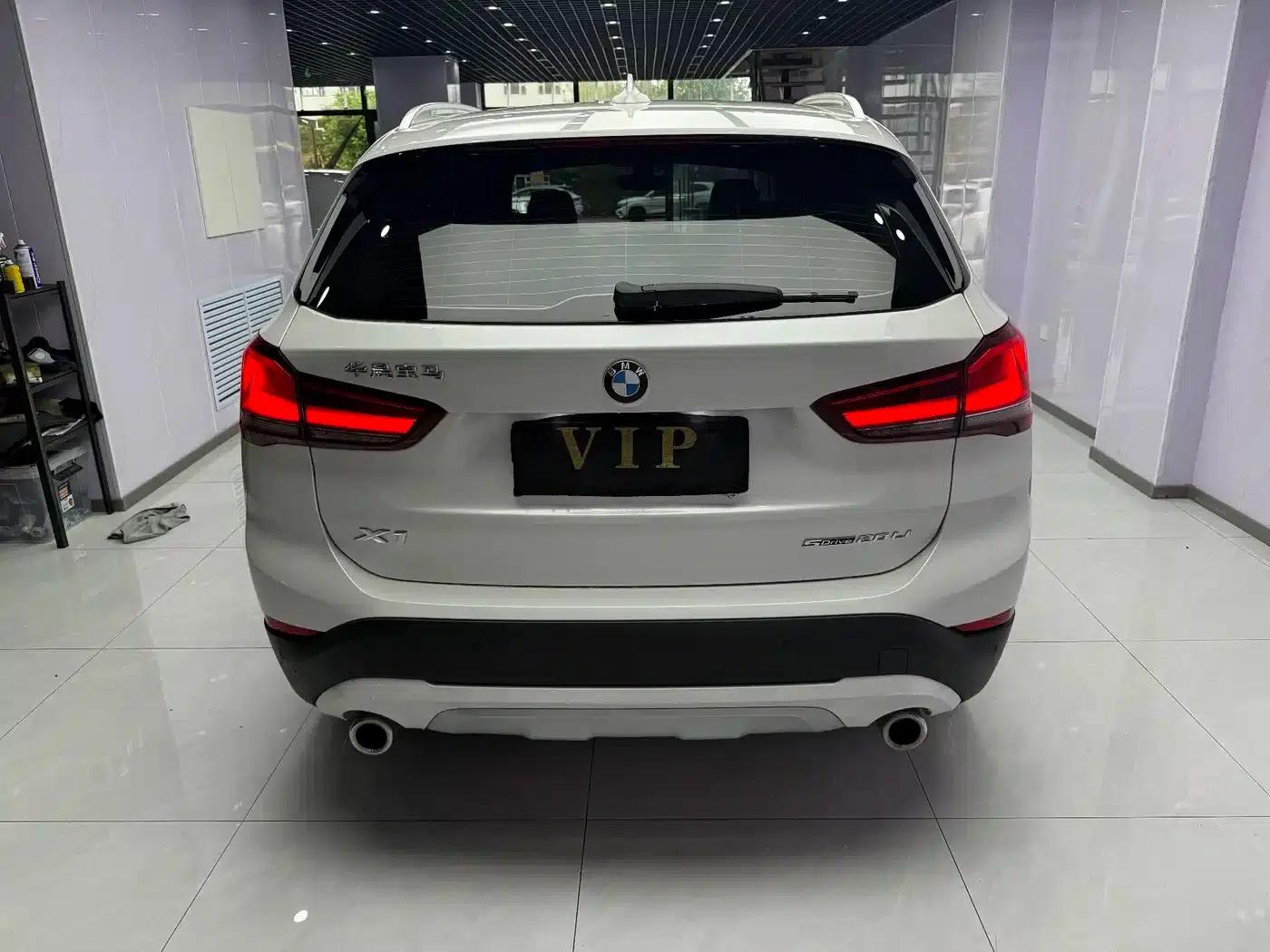 BMW X1 2022 sDrive20Li Fashion Edition — миниатюра 3