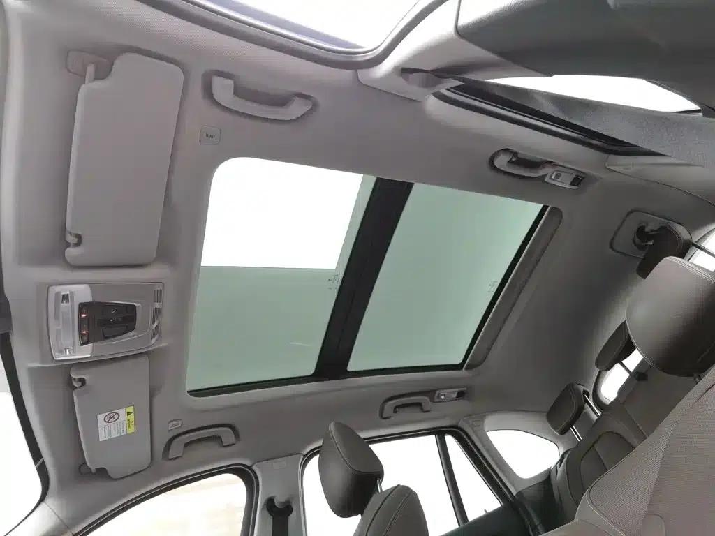 BMW X1 2018 xDrive20Li Premium — миниатюра 14