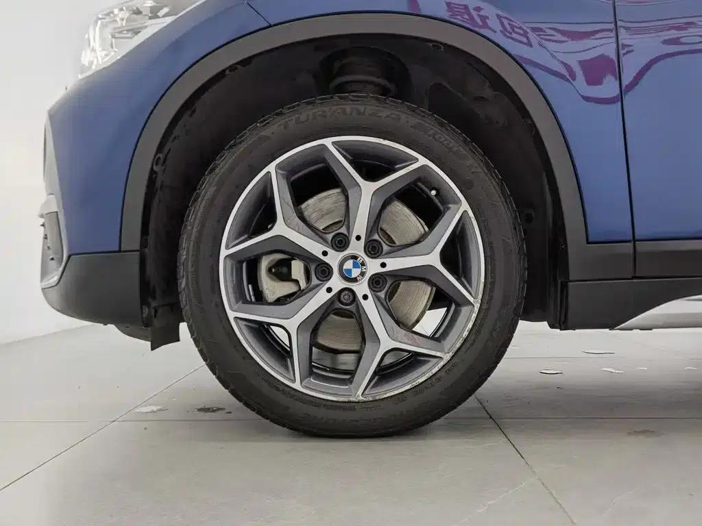 BMW X1 2018 xDrive20Li Premium — миниатюра 17