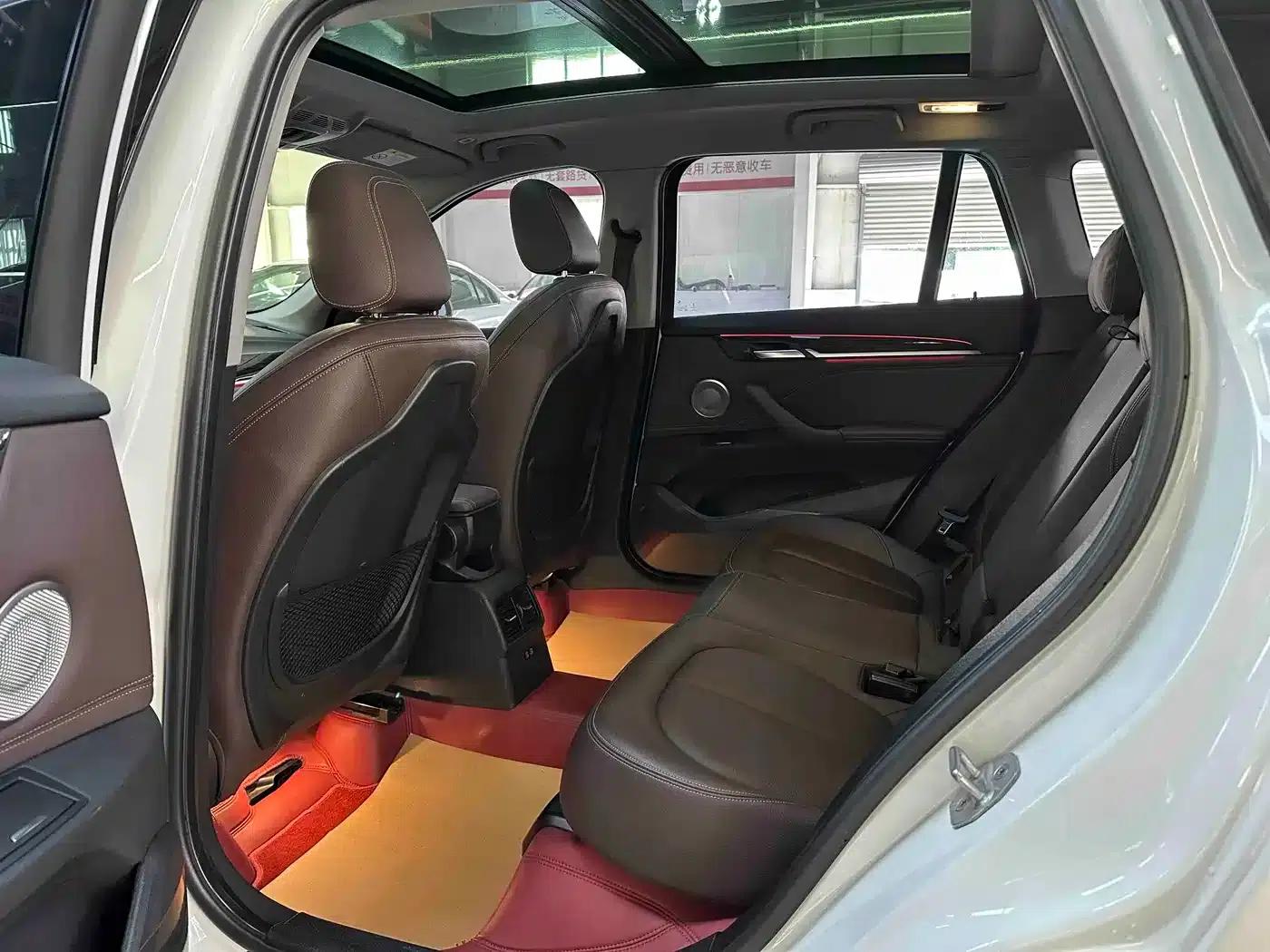 BMW X1 2021 xDrive25Li Premium — миниатюра 14