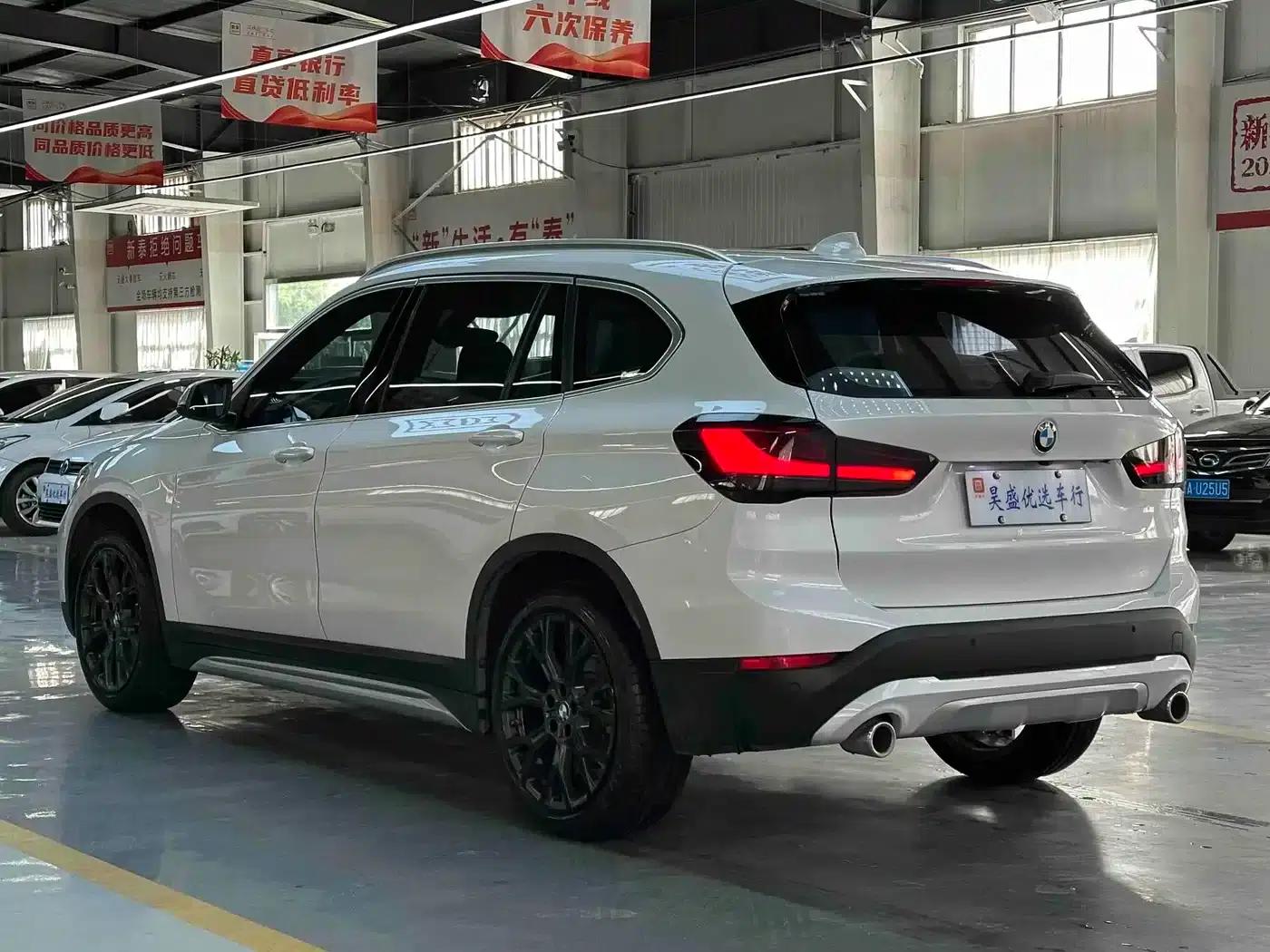 BMW X1 2021 xDrive25Li Premium — миниатюра 6
