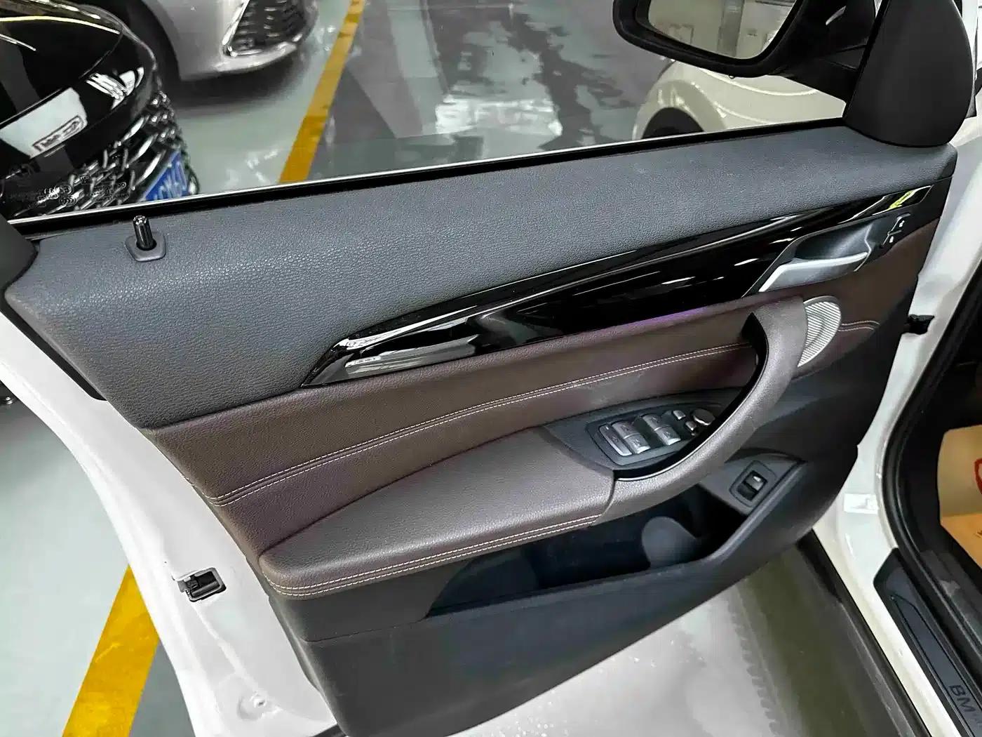 BMW X1 2021 sDrive20Li Fashion Edition — миниатюра 14