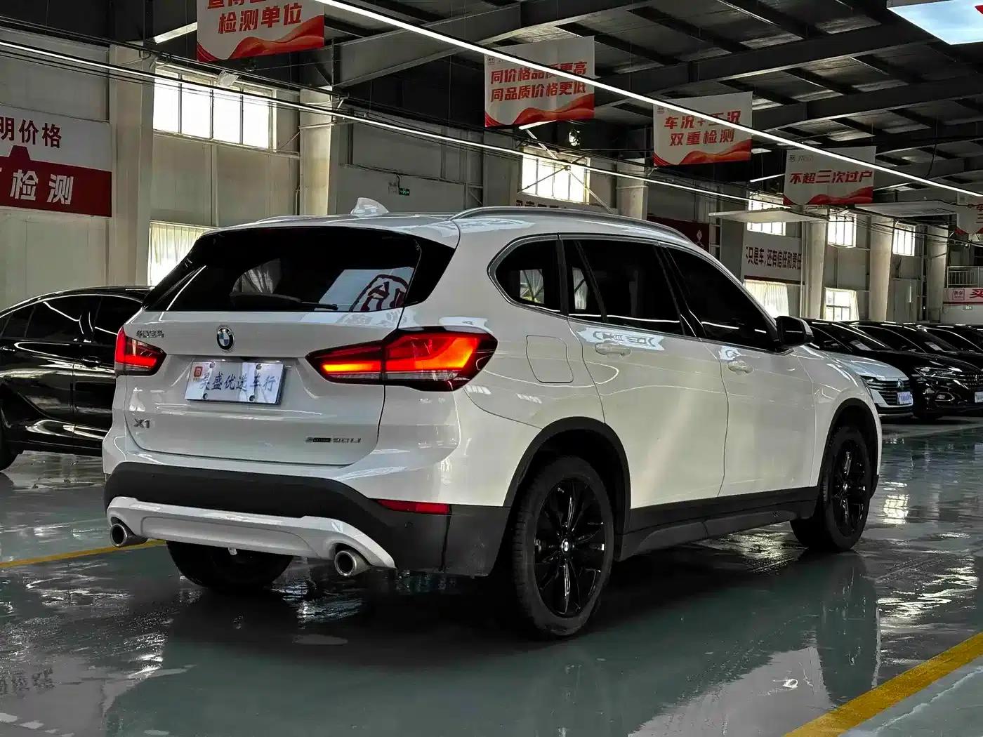 BMW X1 2021 sDrive20Li Fashion Edition — миниатюра 5